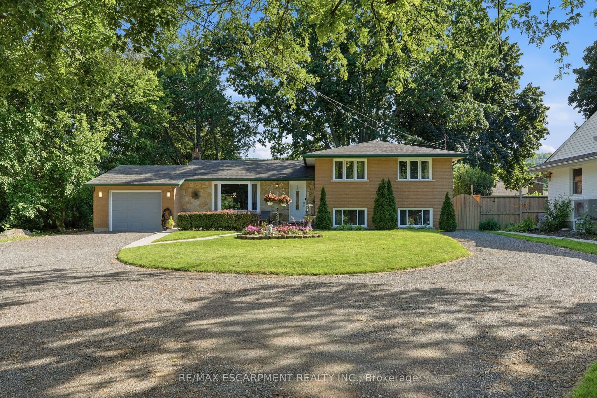 204 Main Street photo 1