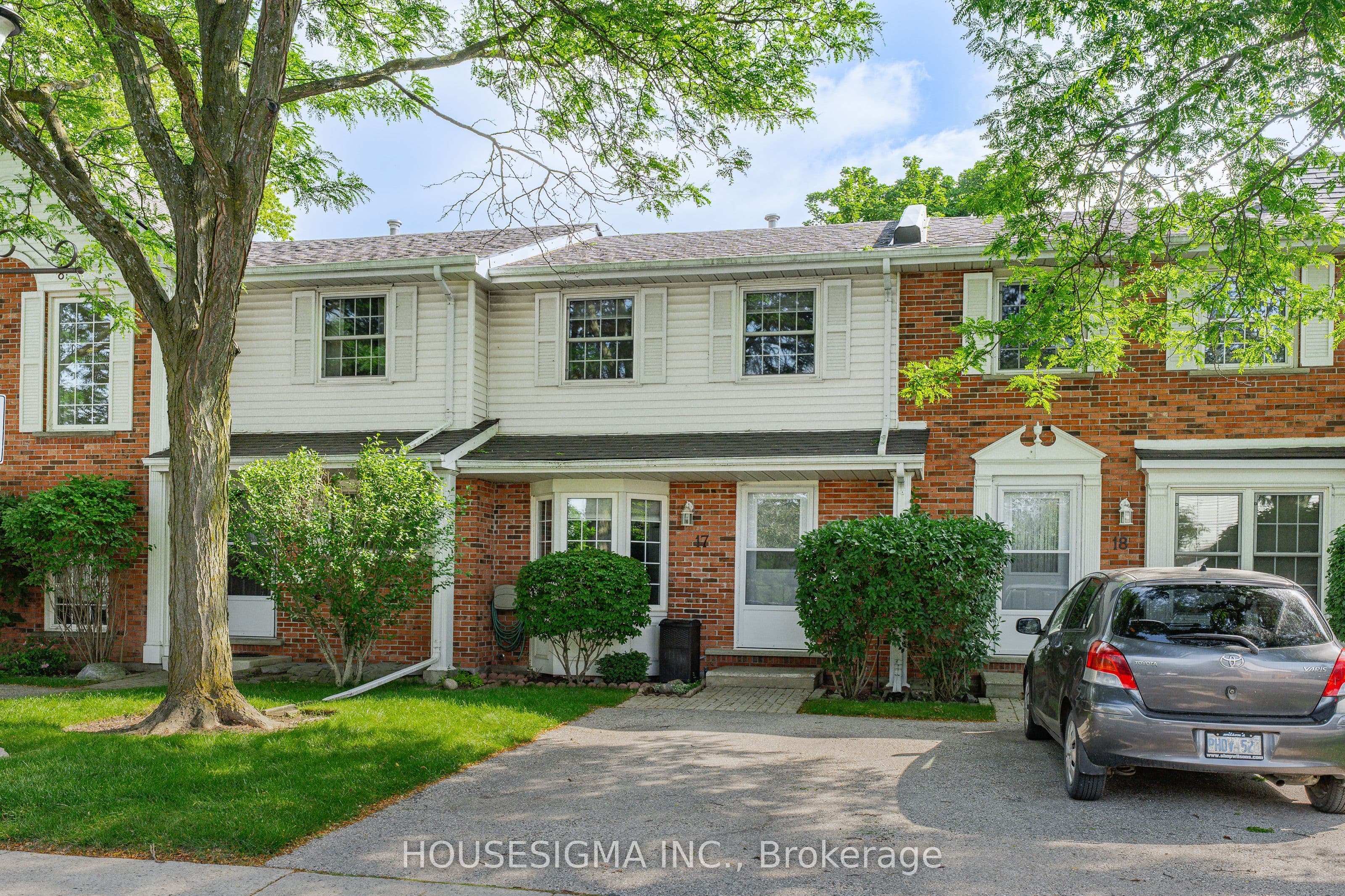 Unit 17 129 Victoria Road photo 1