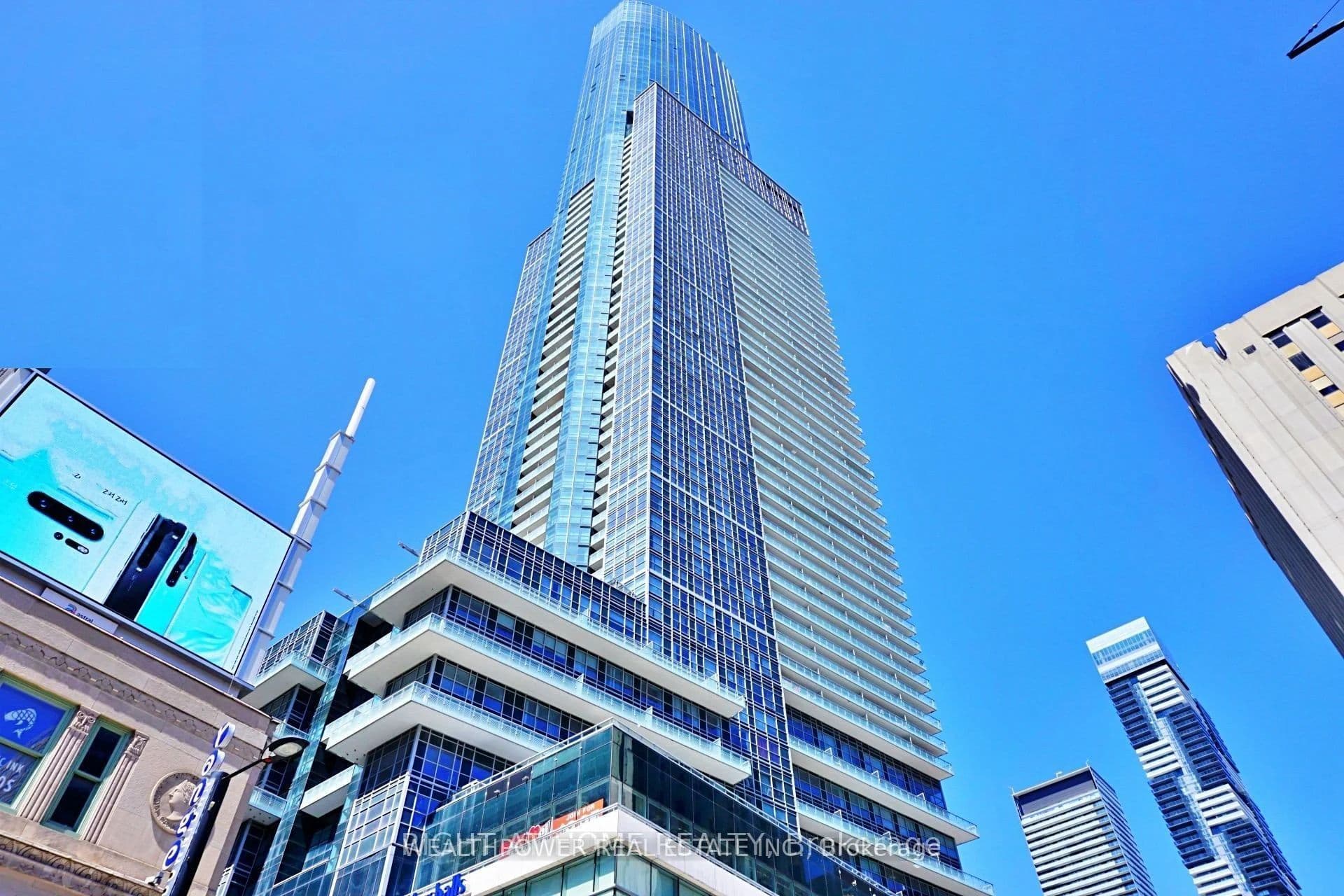 Unit 2206 386 Yonge Street photo 1