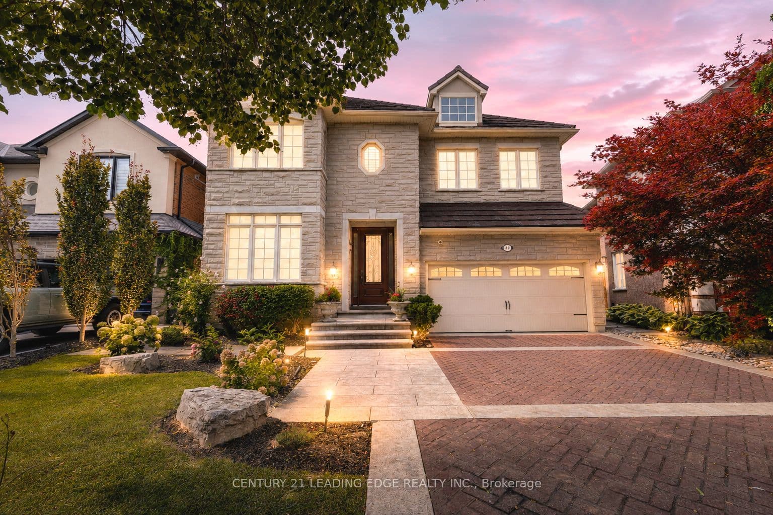 40 Arista Gate photo 1