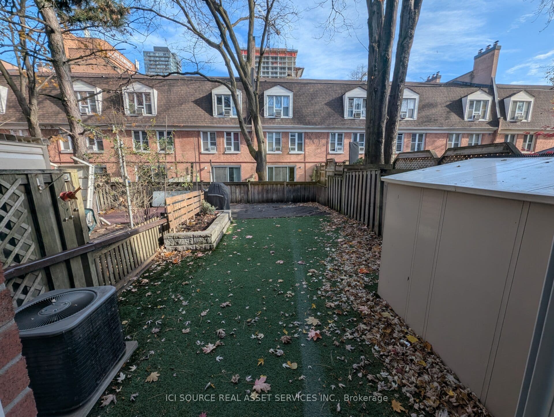 17 Douville Court photo 1