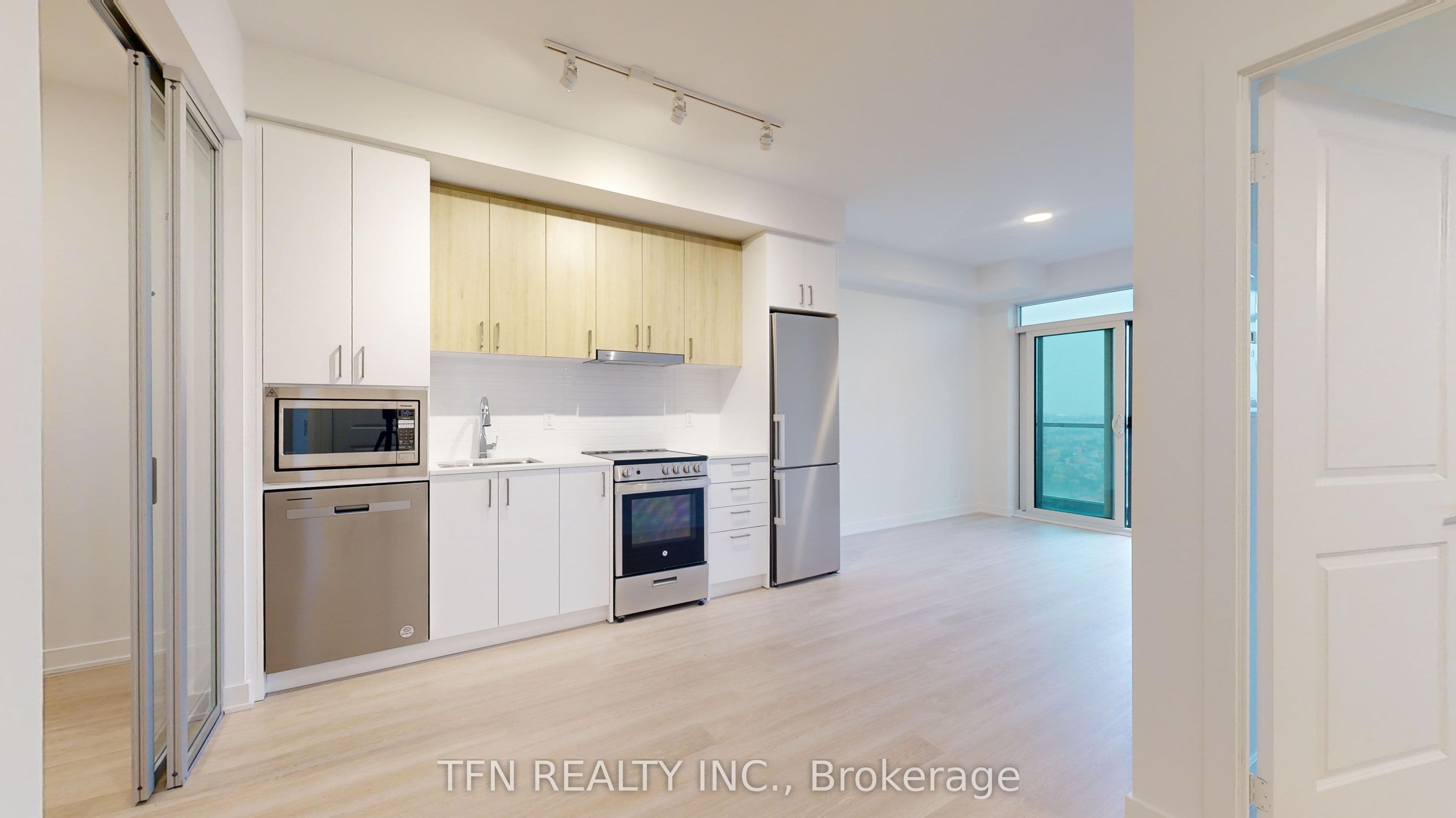 Unit 2104 30 Upper Mall Way photo 1