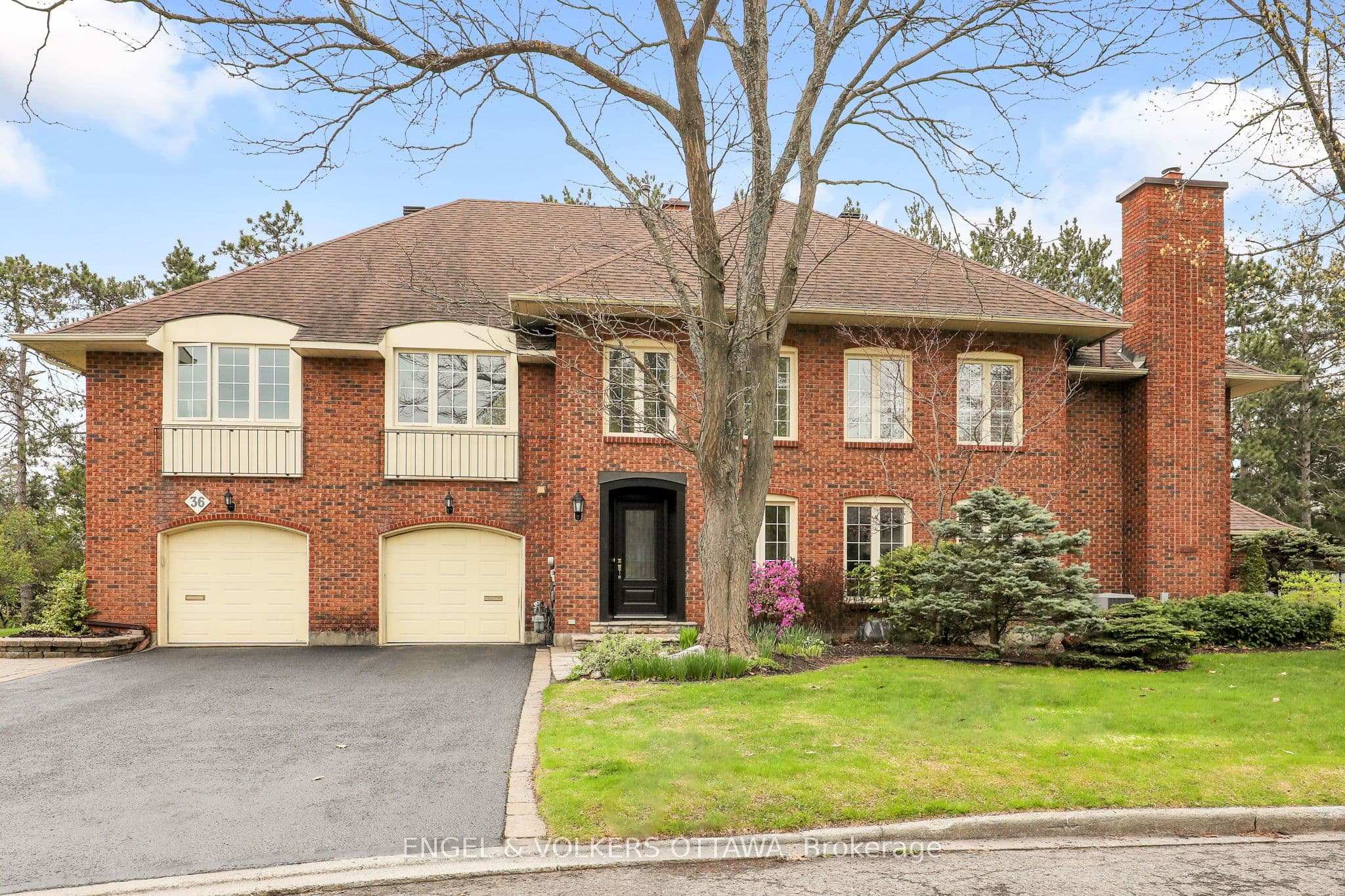 34 Chatsworth Crescent photo 1