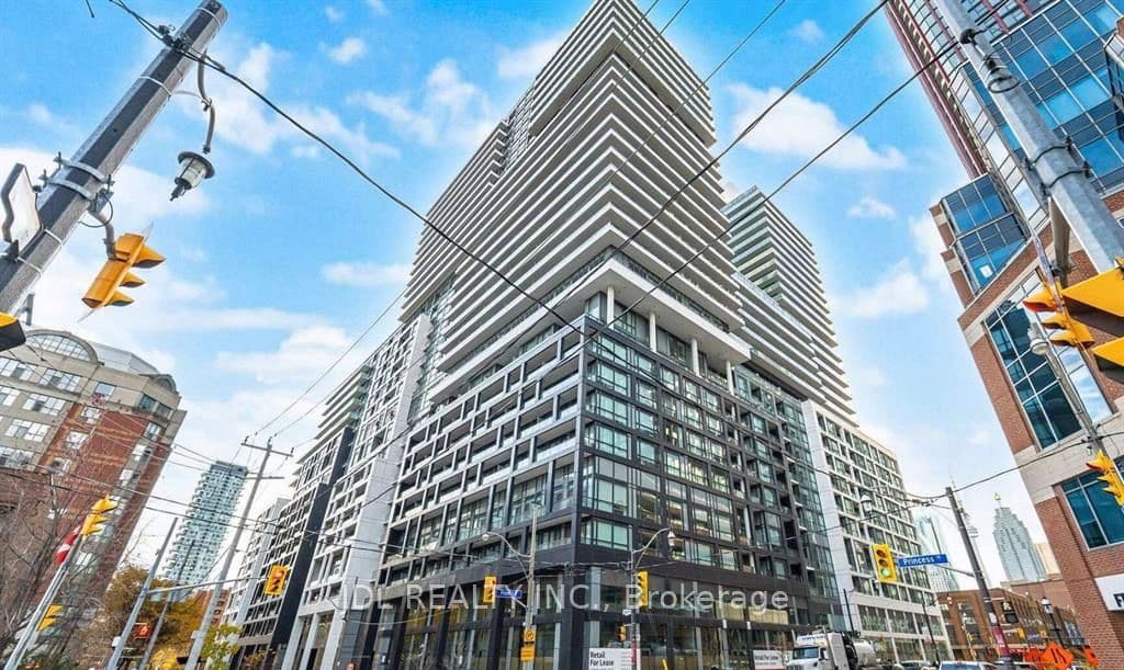 Unit 1428 70 Princess Street photo 1