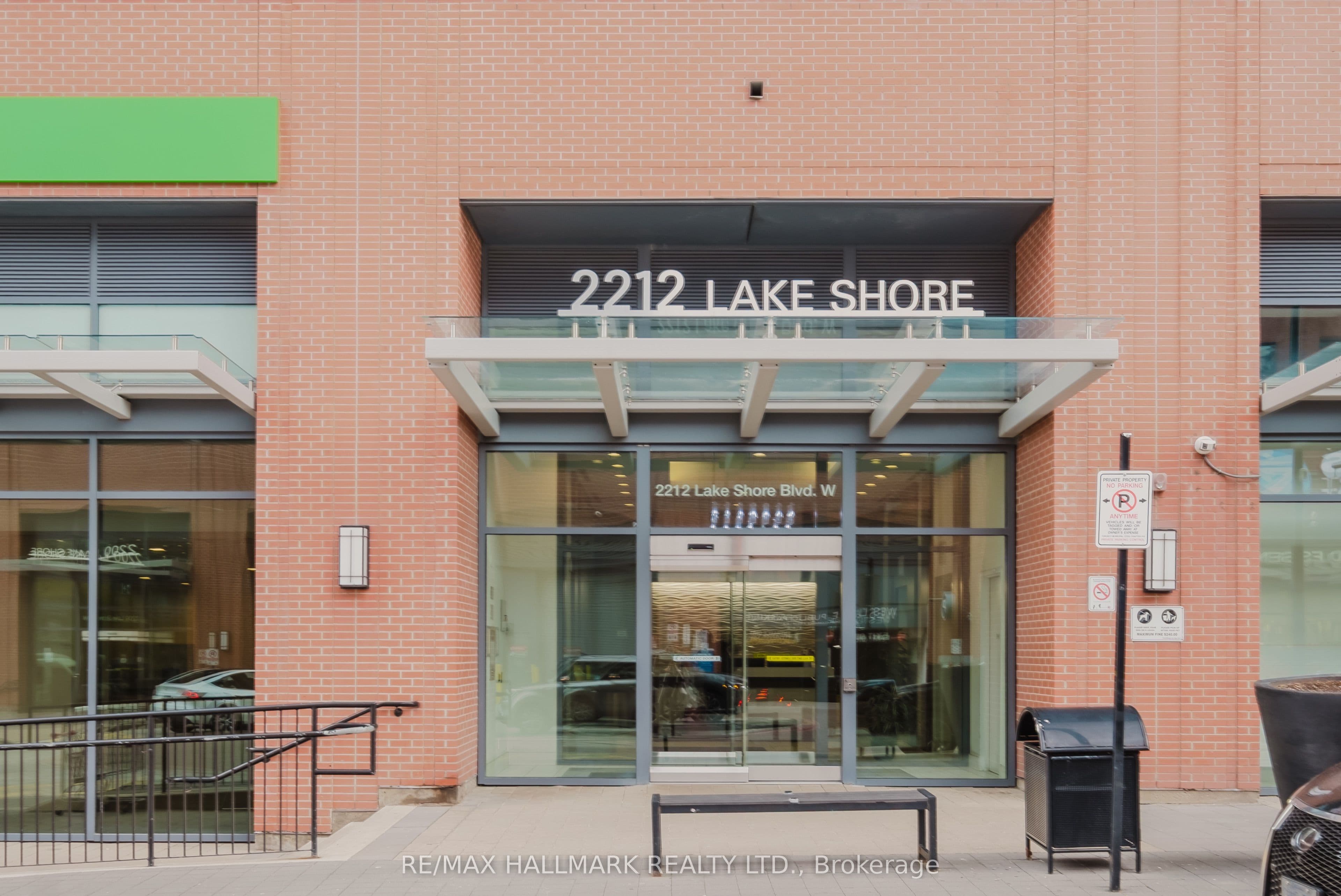 Unit 1209 2212 Lake Shore Boulevard photo 1