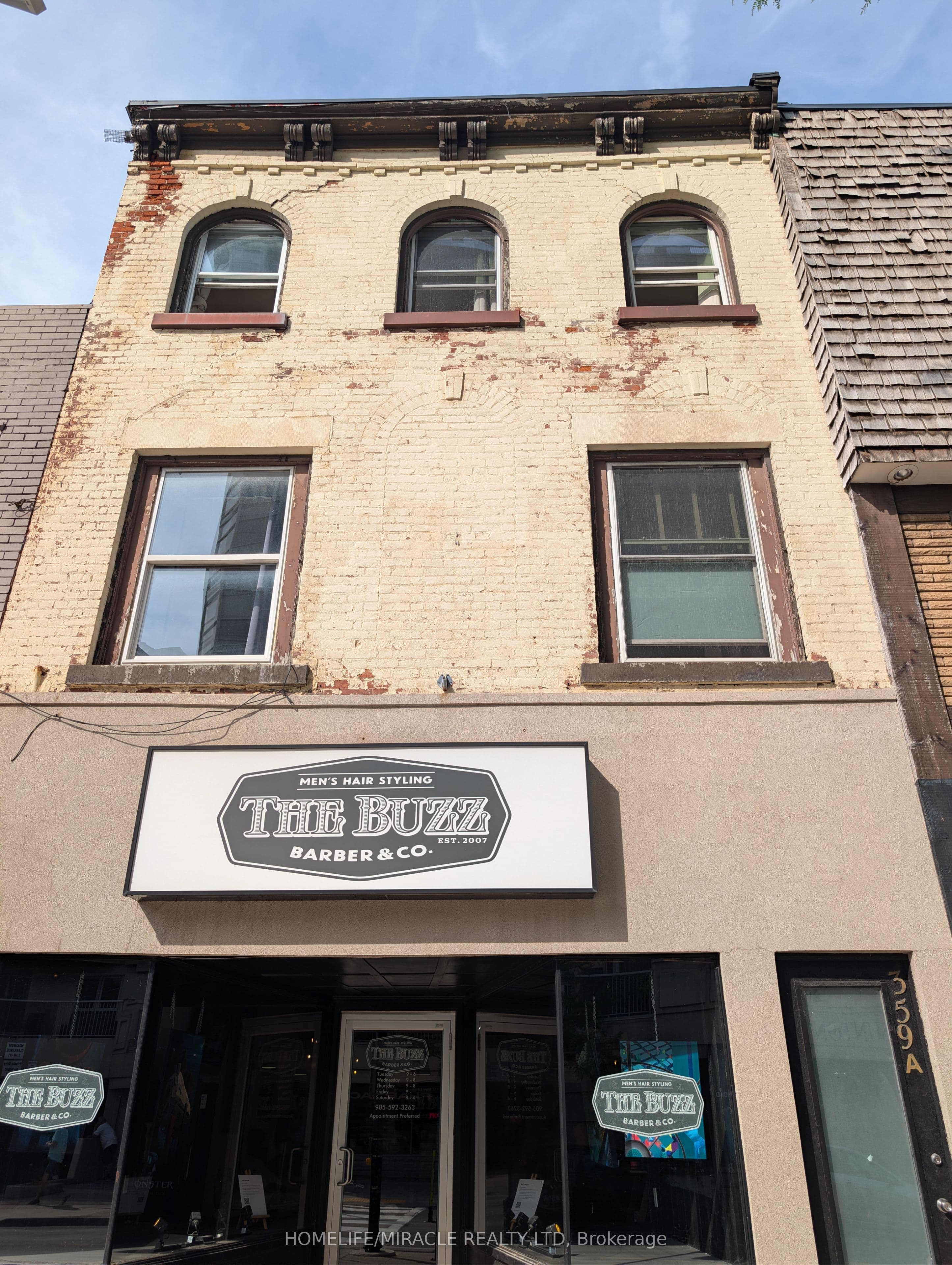 359A Brant Street photo 1