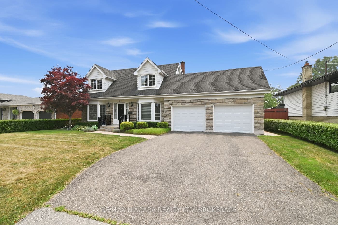 82 Lakeshore Road photo 1