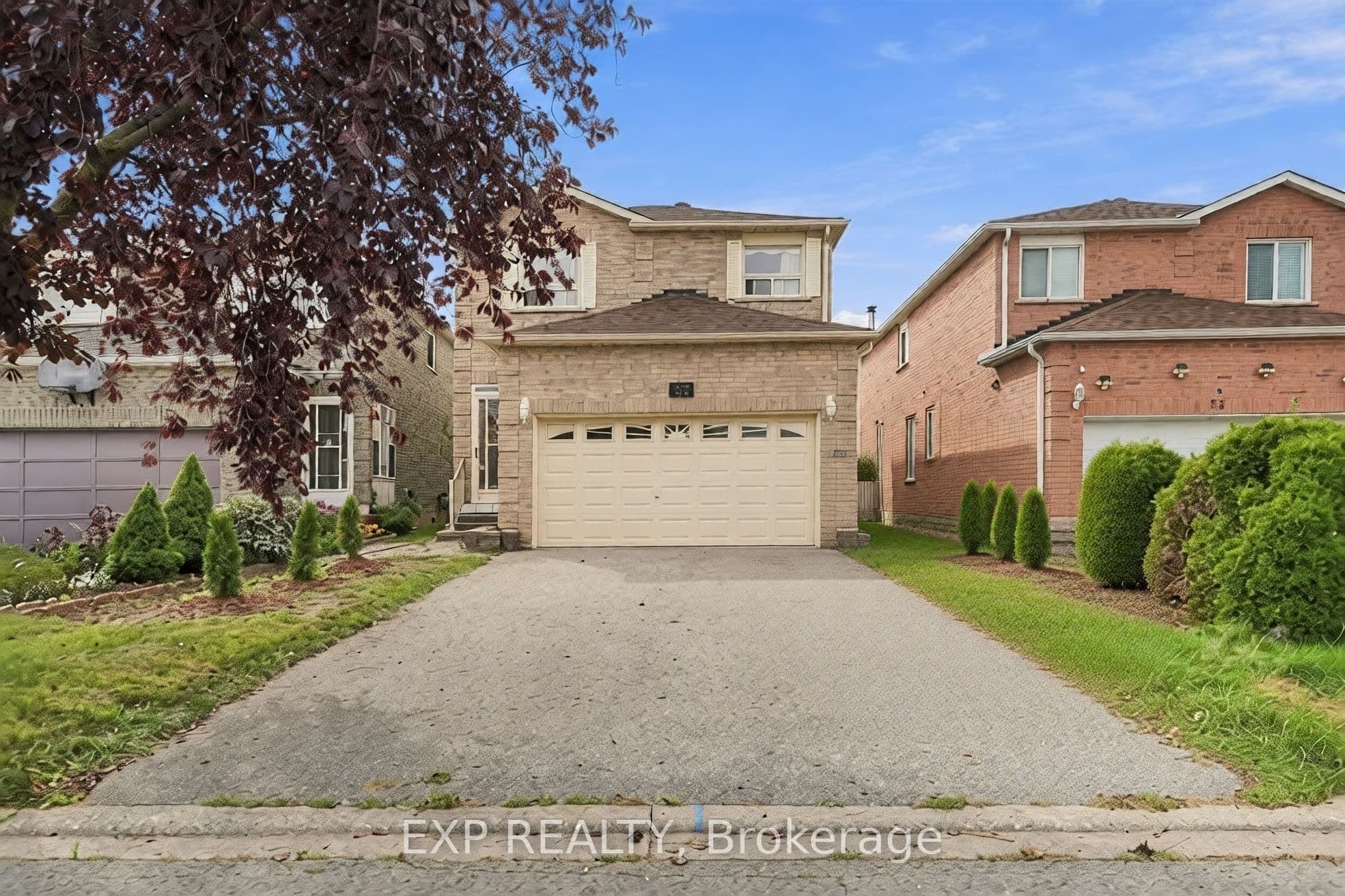 55 James Edward Drive photo 1