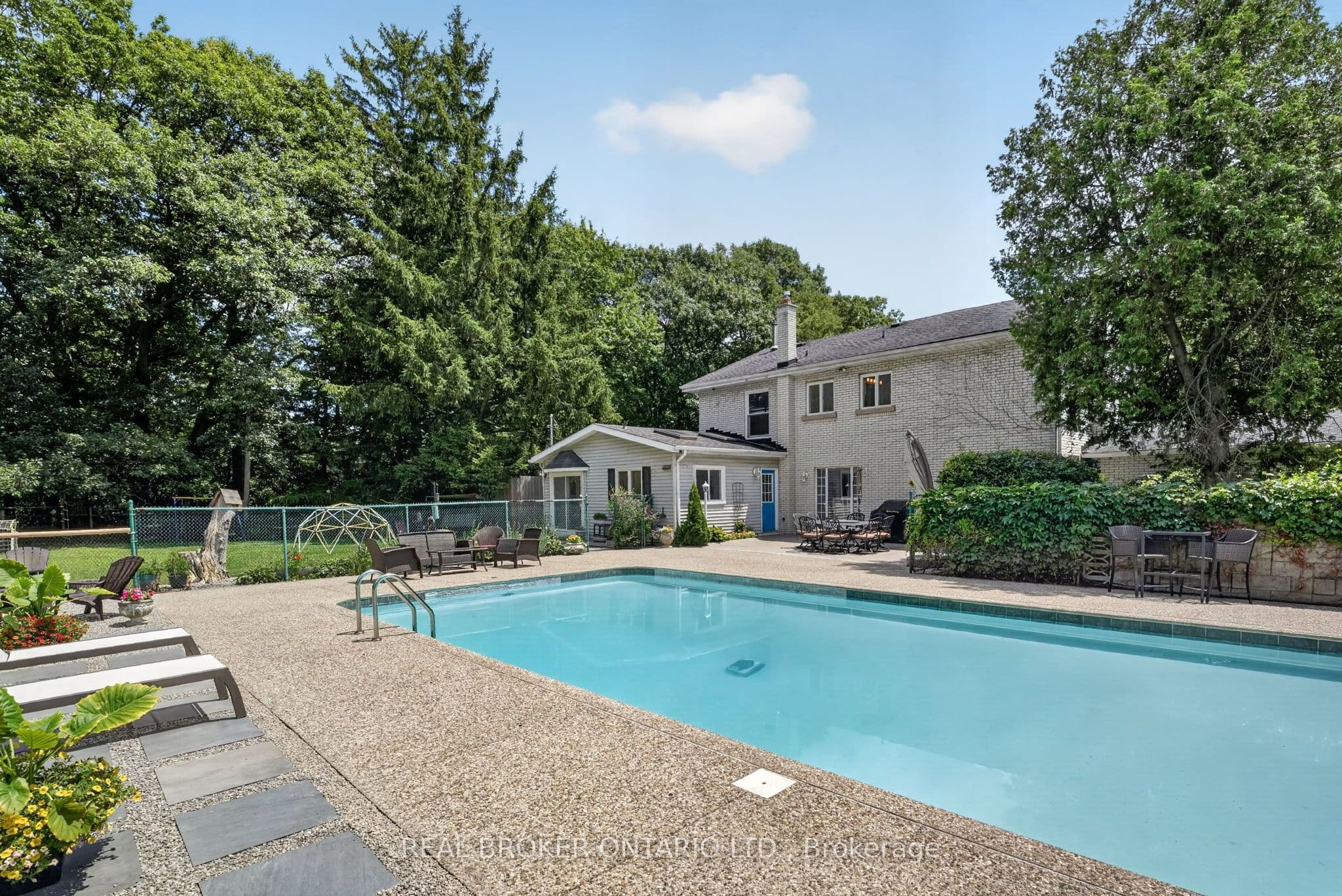 345 Jerseyville Road photo 1