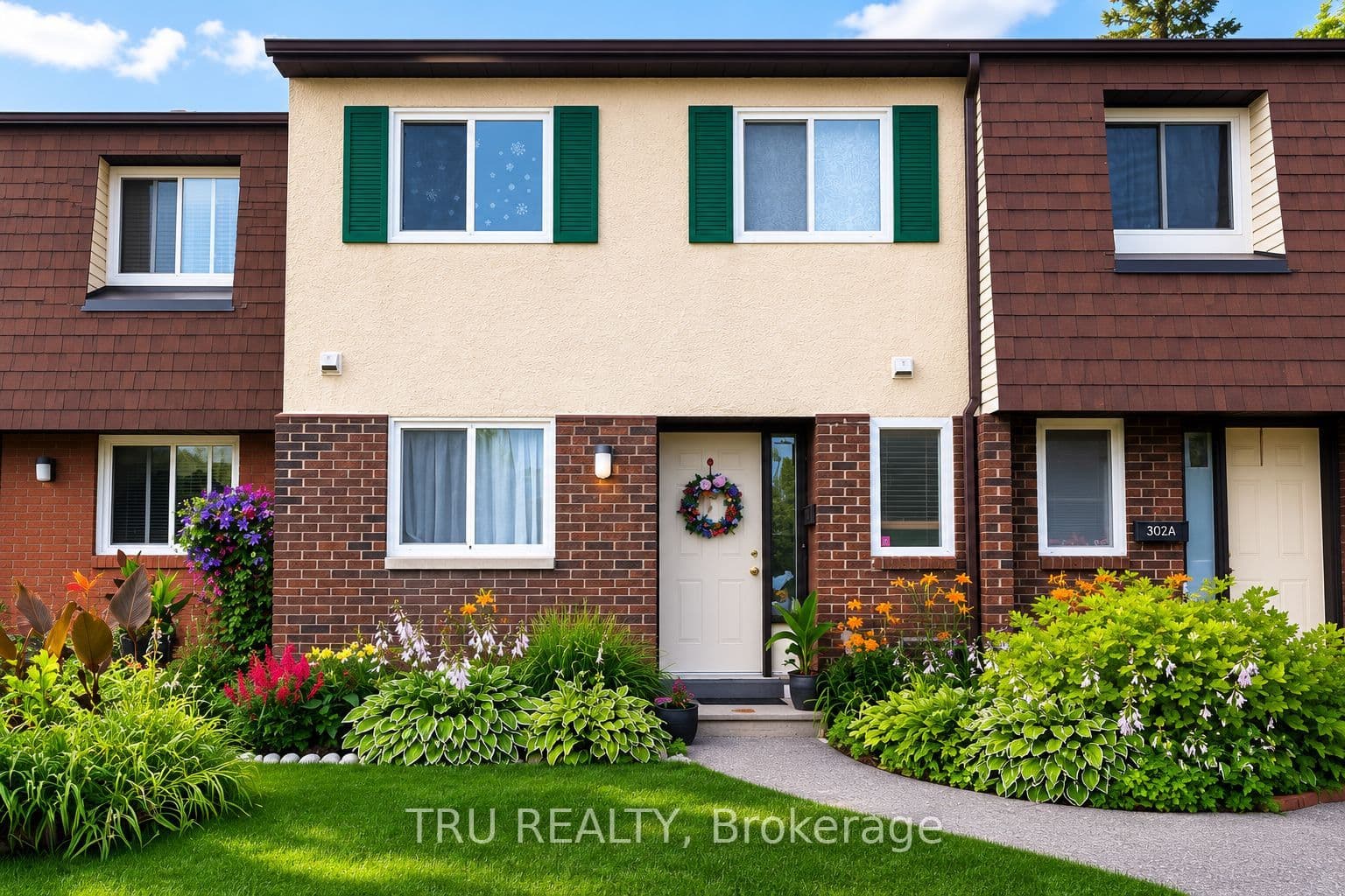 Unit B 302 Craig Henry Drive photo 1