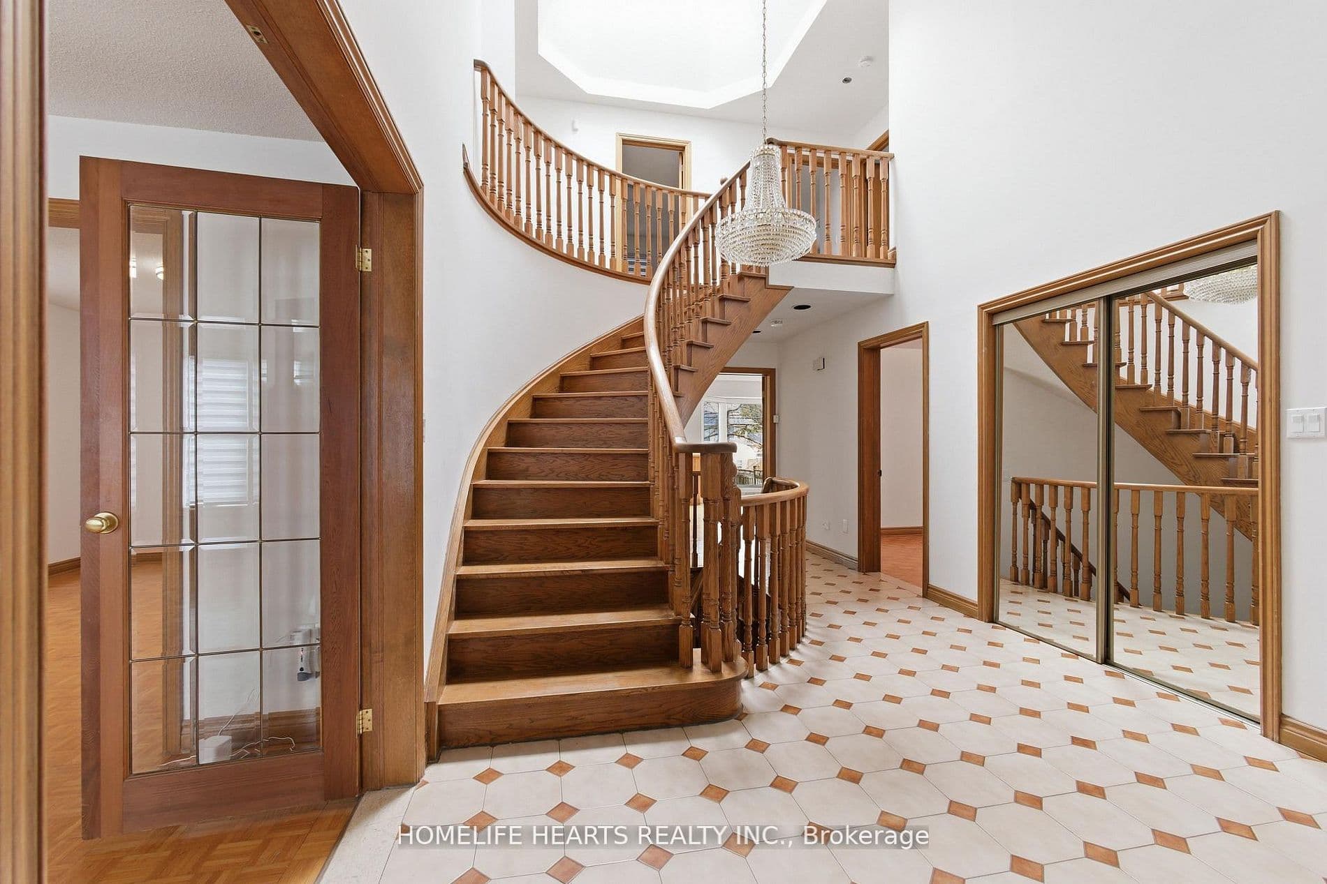 107 Pemberton Avenue photo 1