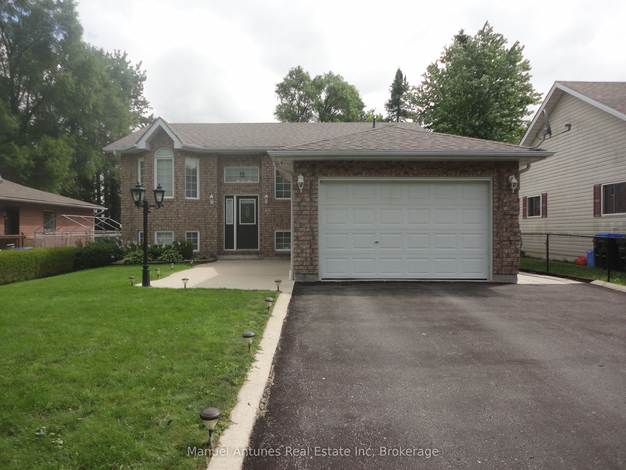 15 47th Street photo 1