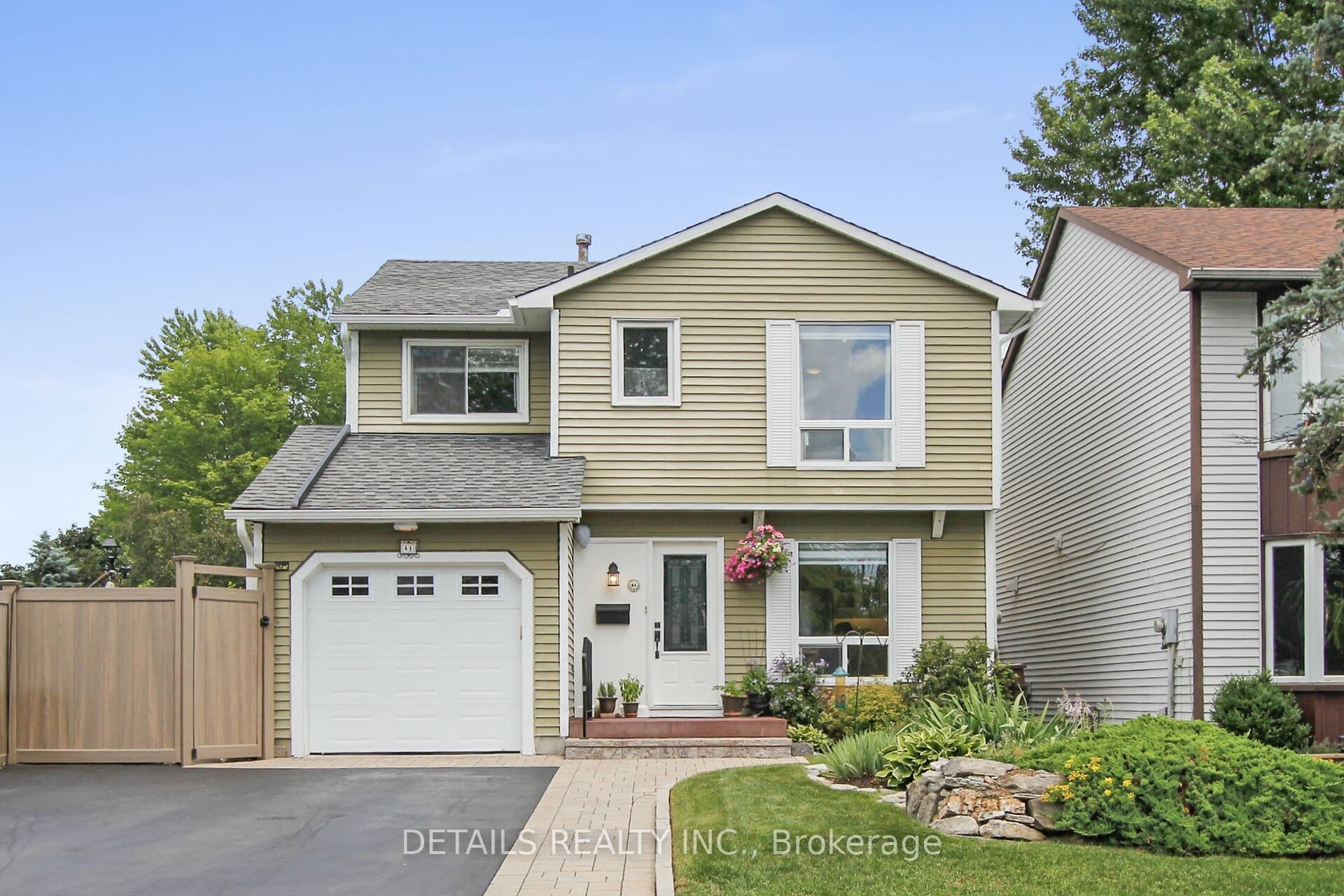 41 Rickey Place photo 1