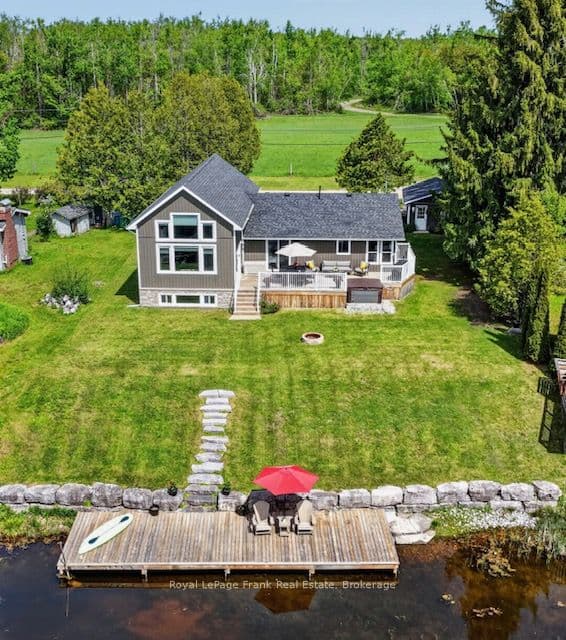 34 Rideau Drive photo 1