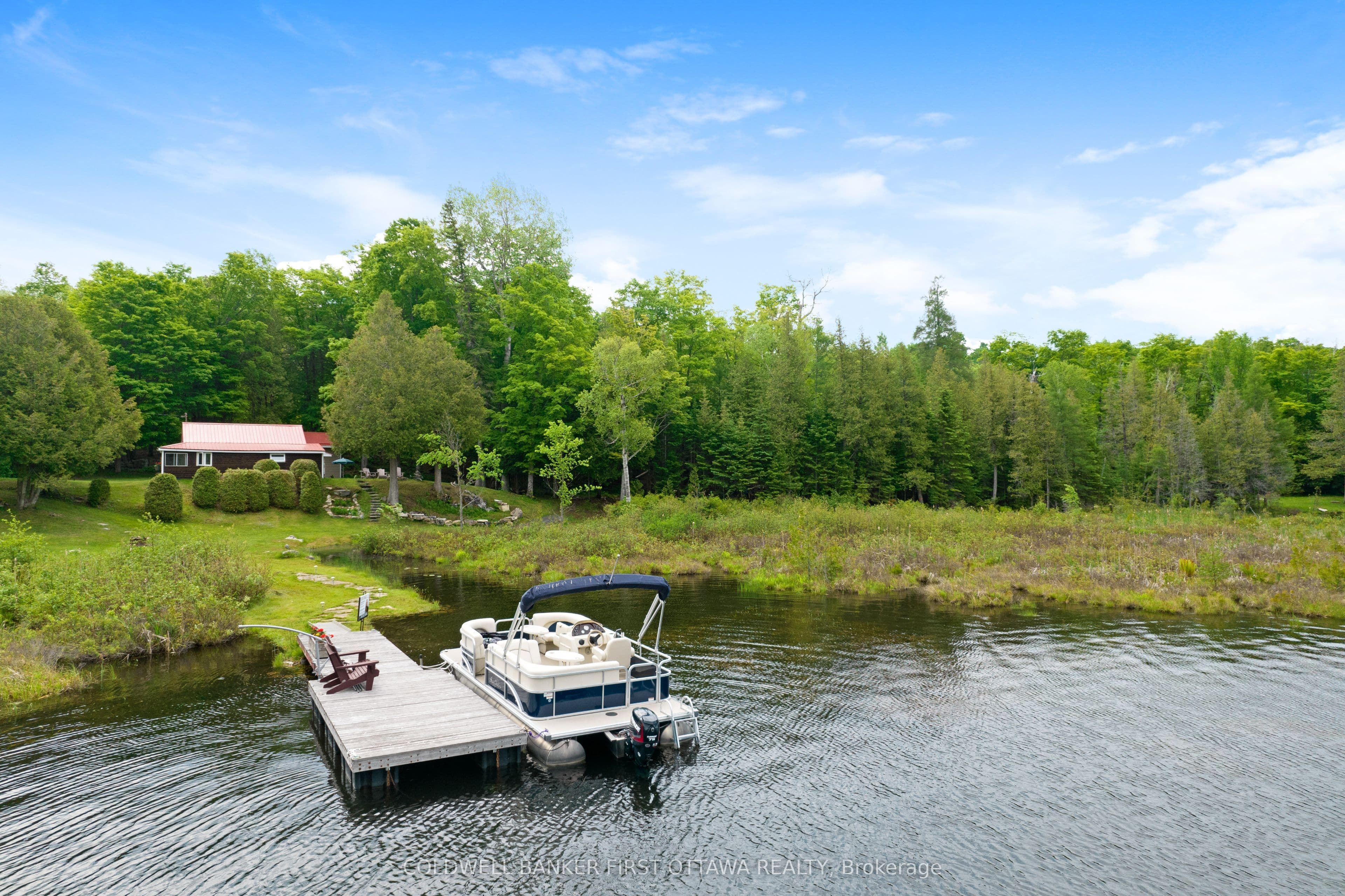 1025 ARCOL Road photo 1