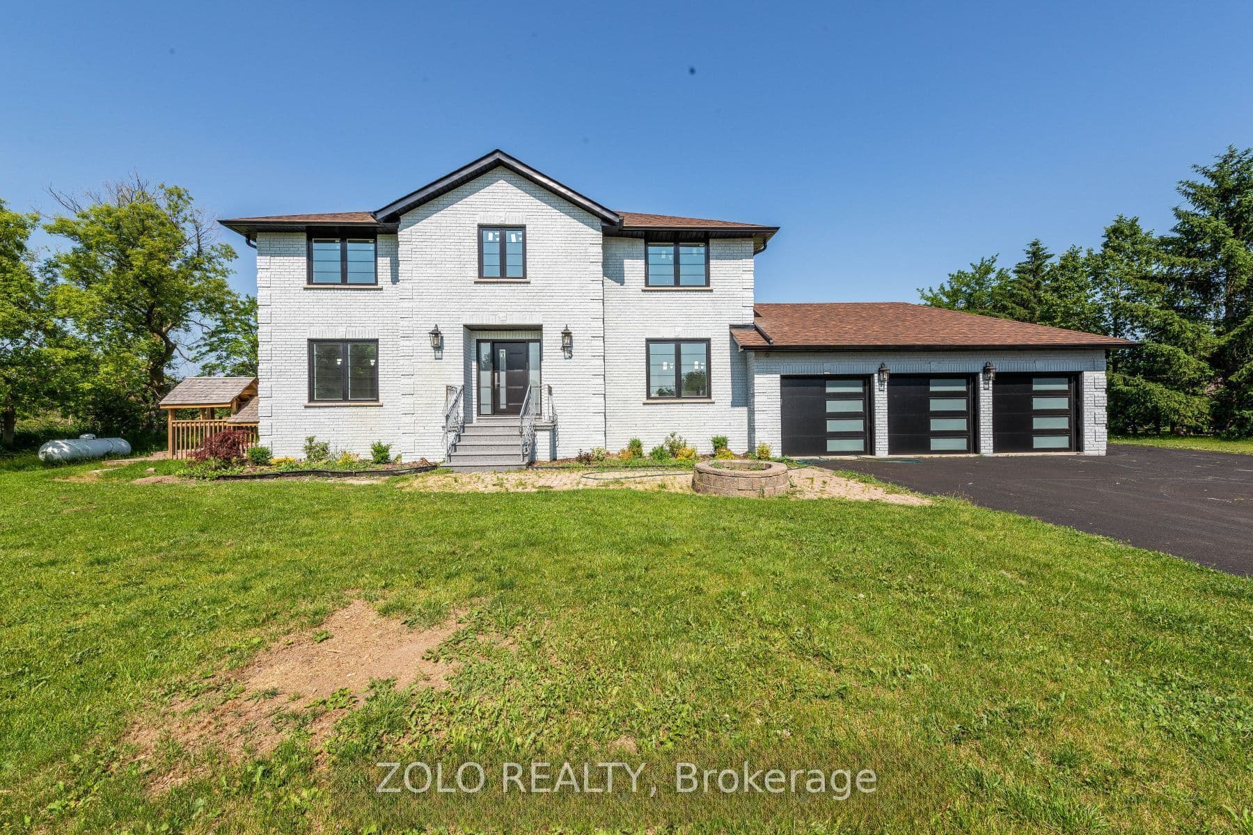 45 Hilda Road photo 1