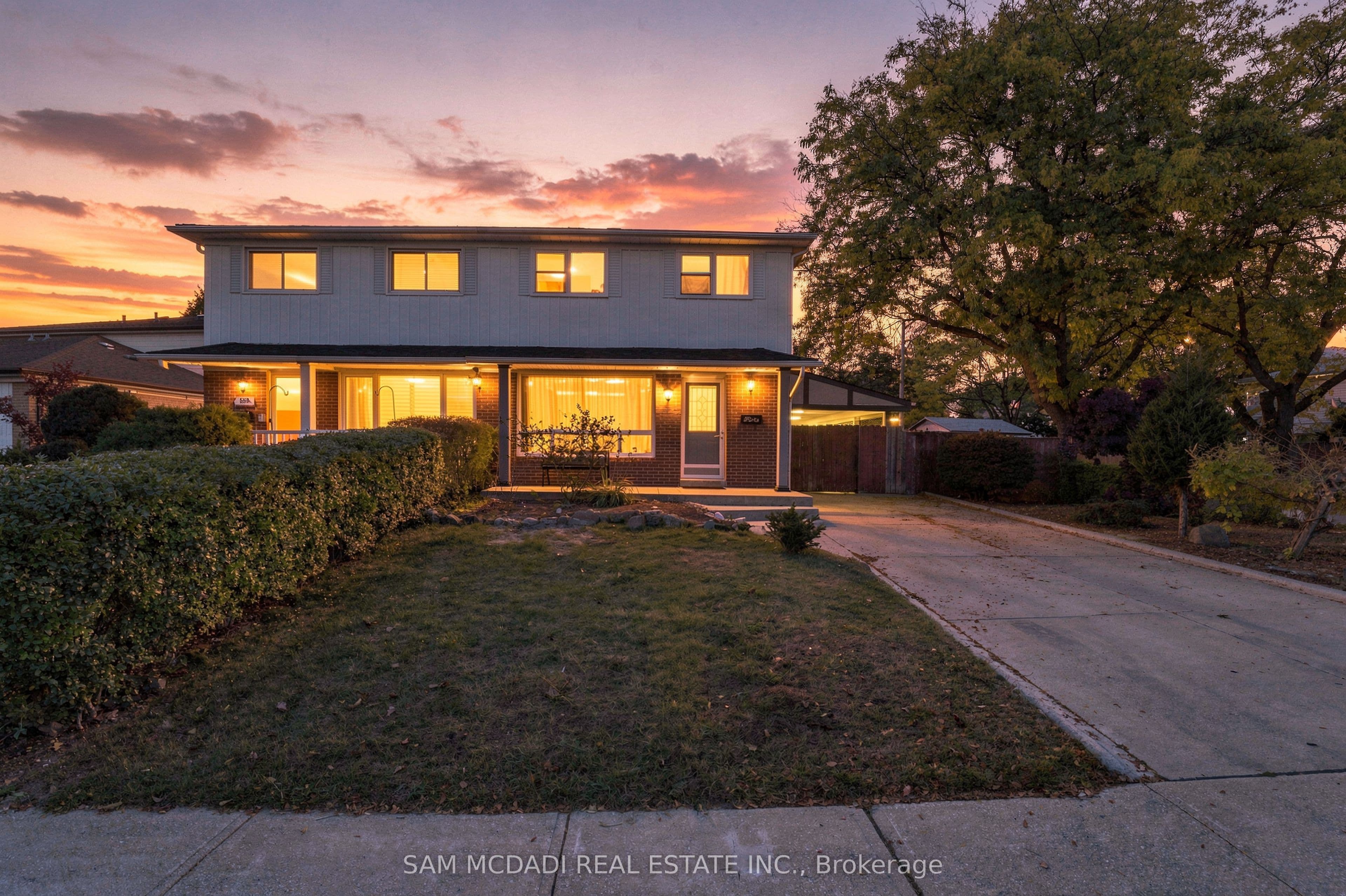 561 Tedwyn Drive photo 1
