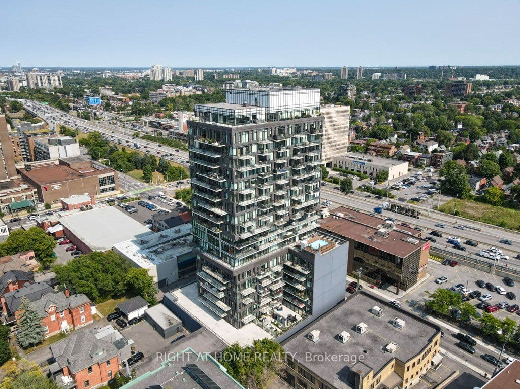 Unit 310 203 Catherine Street photo 1