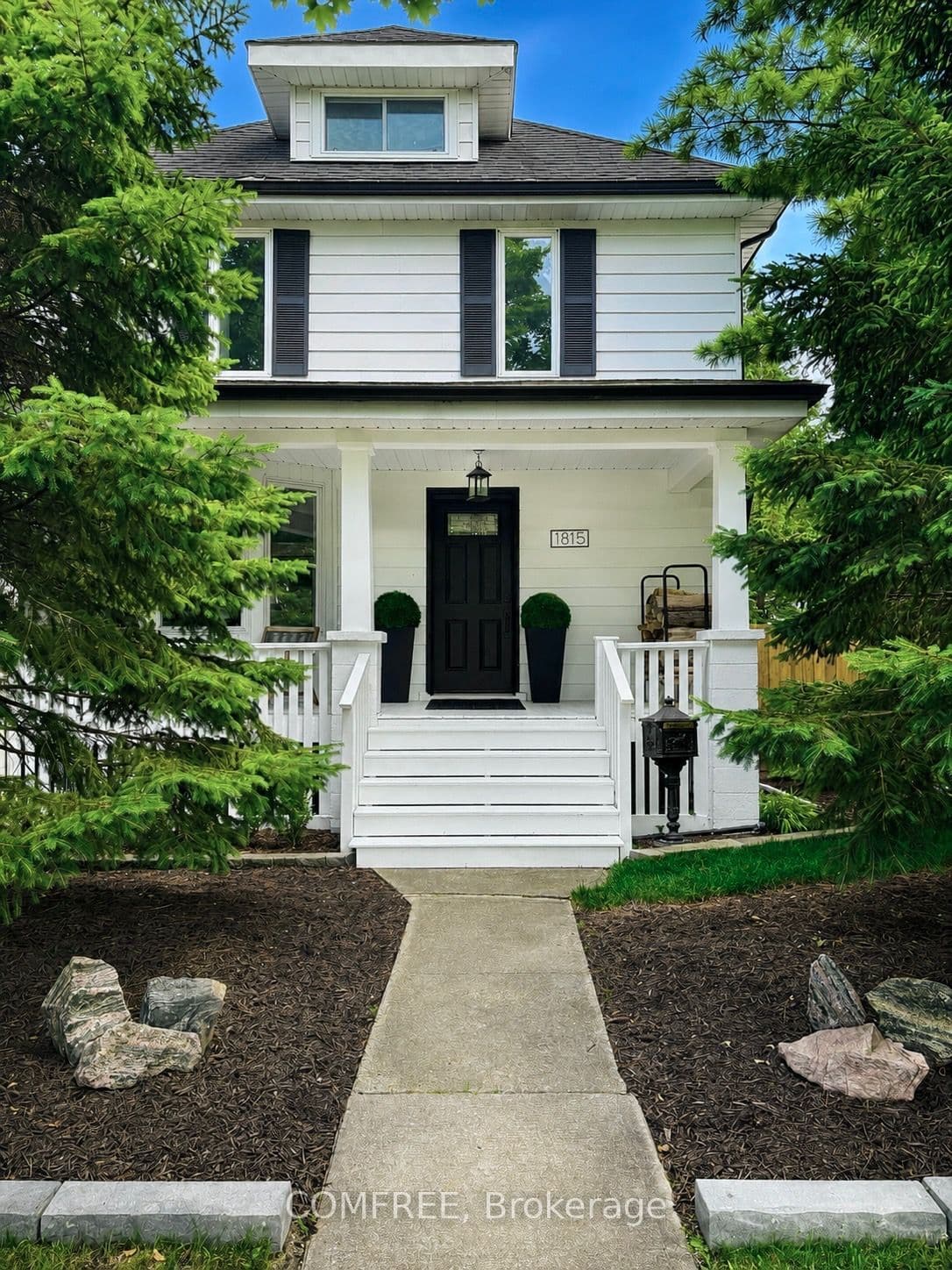 1815 Iroquois Street photo 1