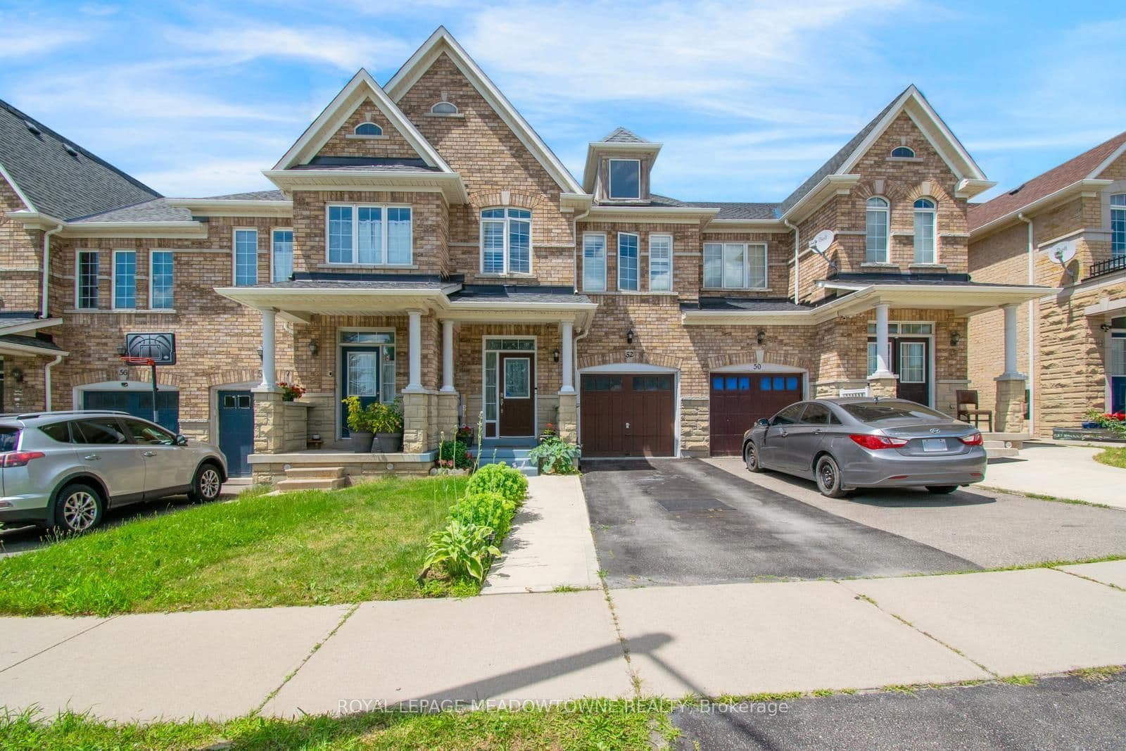 52 Royal Vista Road photo 1