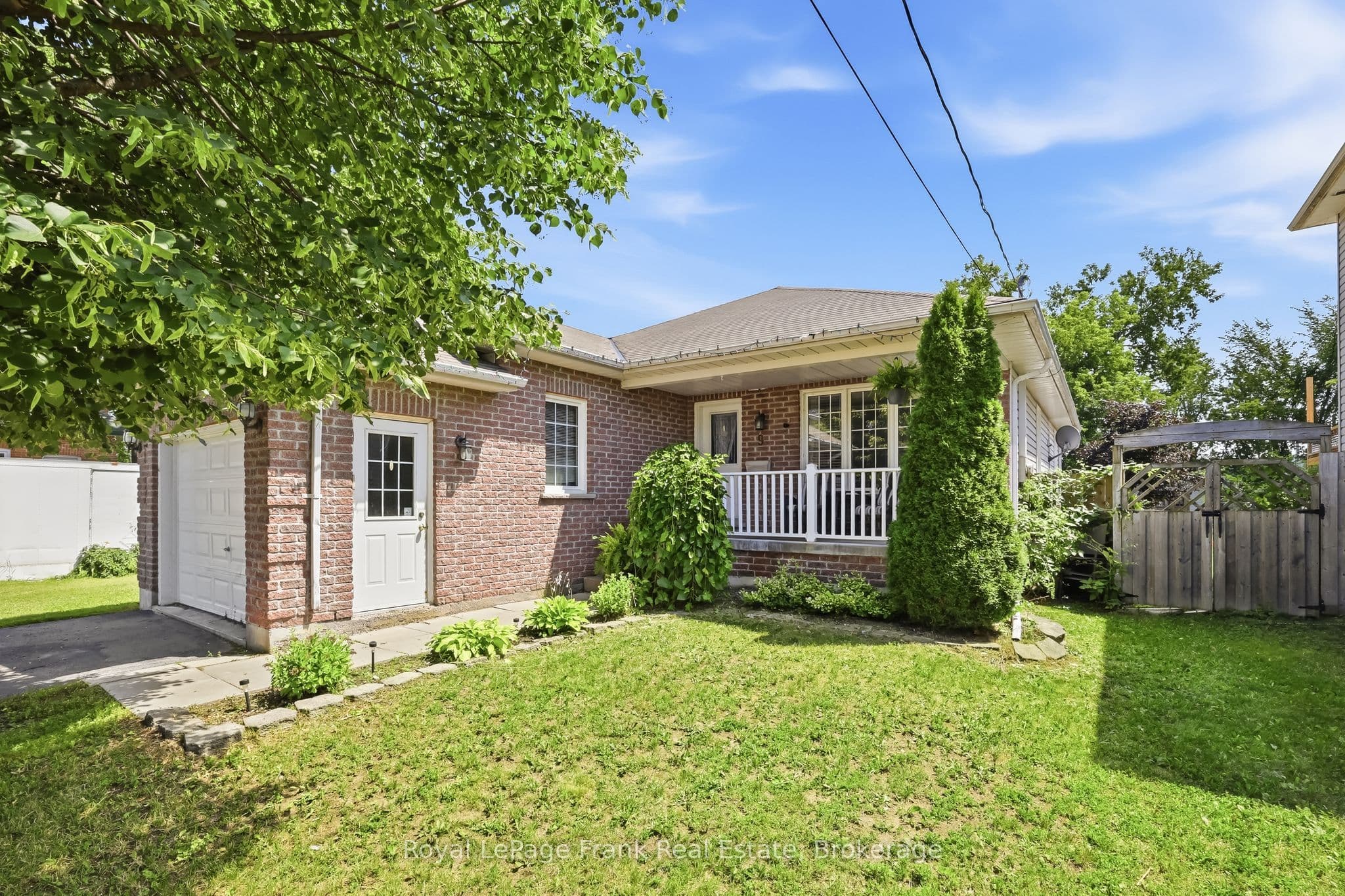 9 Durham Street photo 1