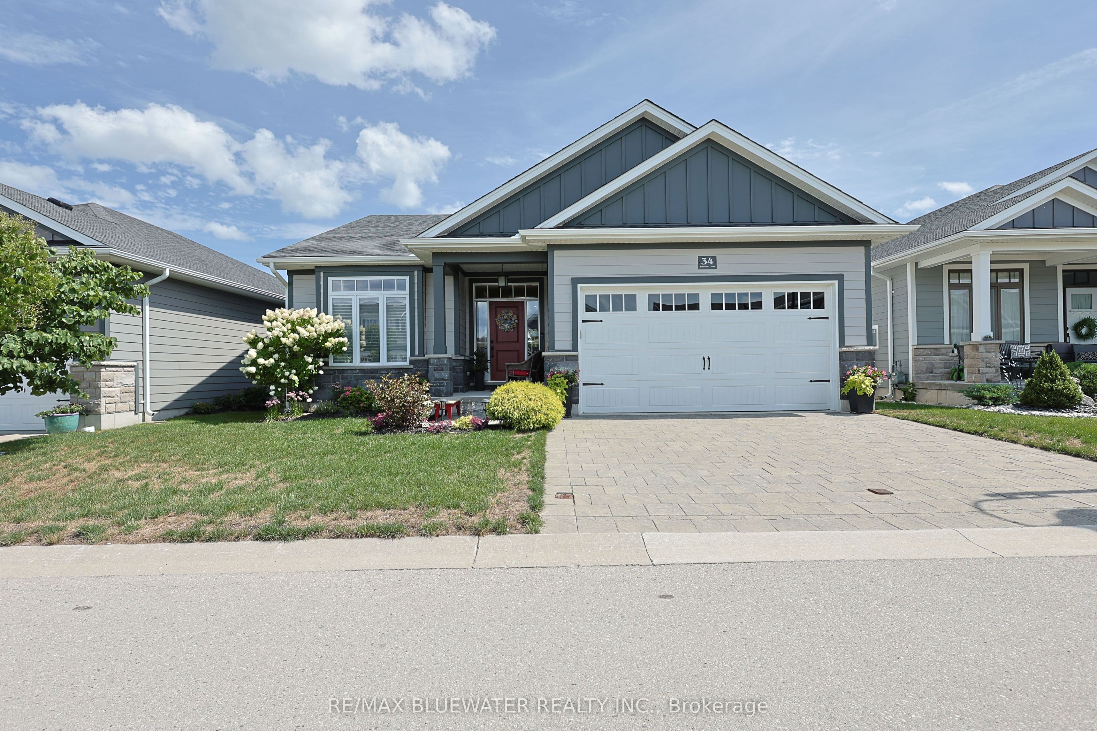 34 Sunrise Lane photo 1