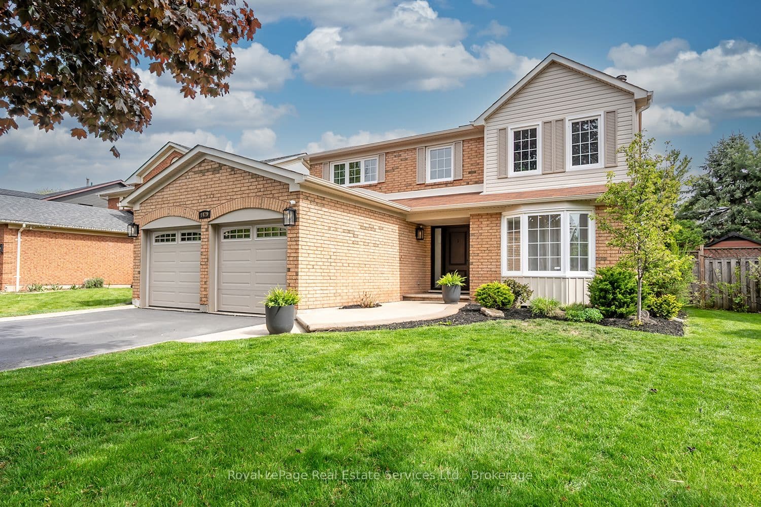 1429 Thistledown Road photo 1