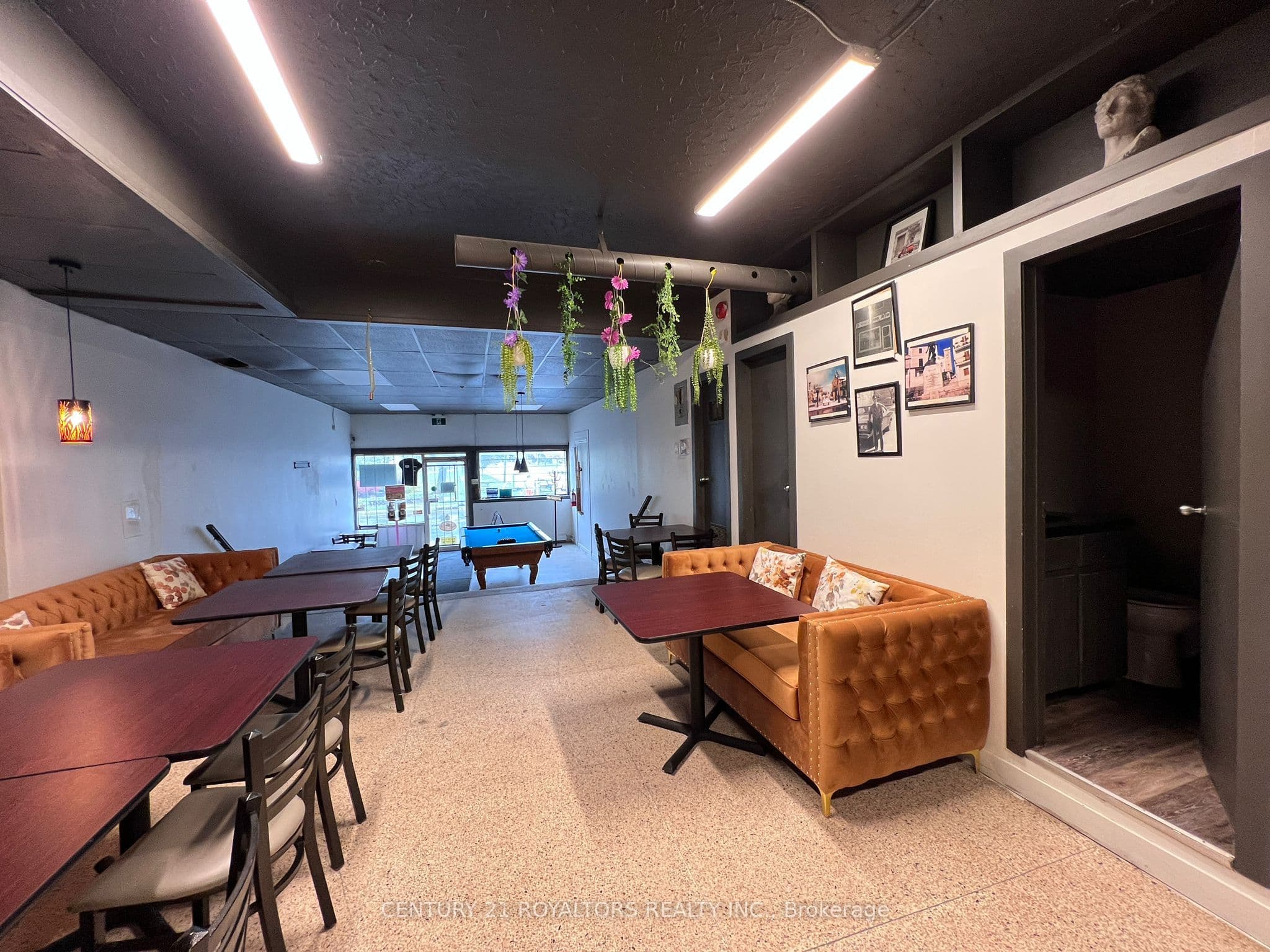 103 Pine Street photo 1