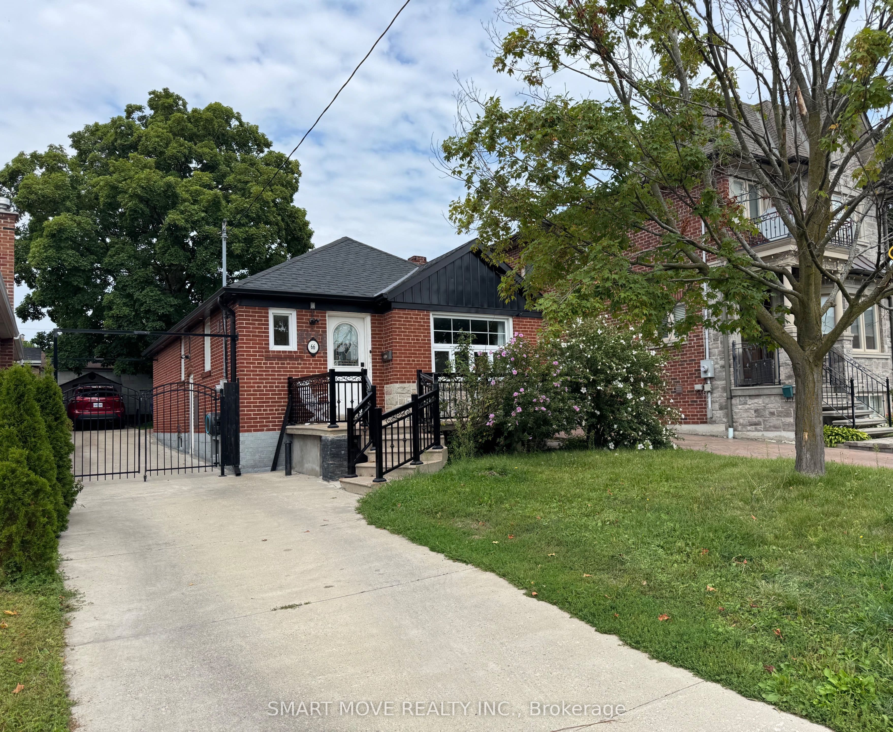 66 Beechborough Avenue photo 1