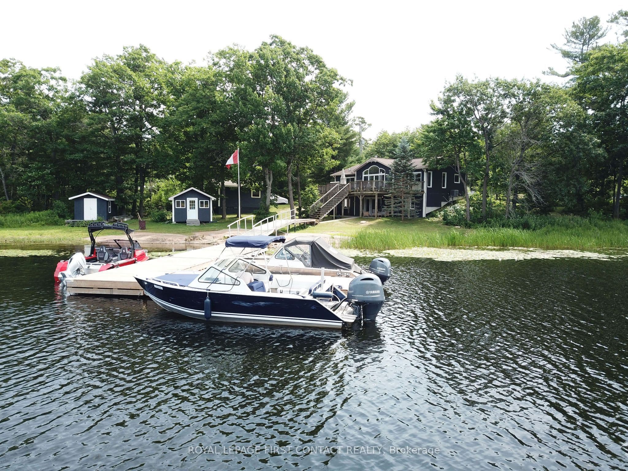 190 South Shore Road photo 1