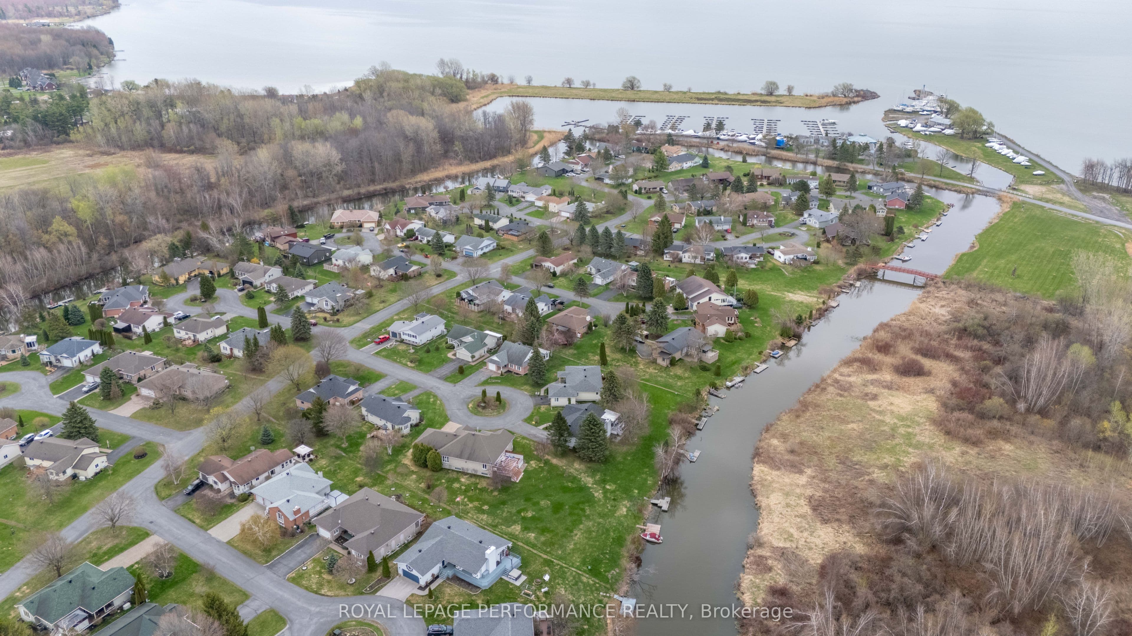 6263 MacDonald Court photo 1