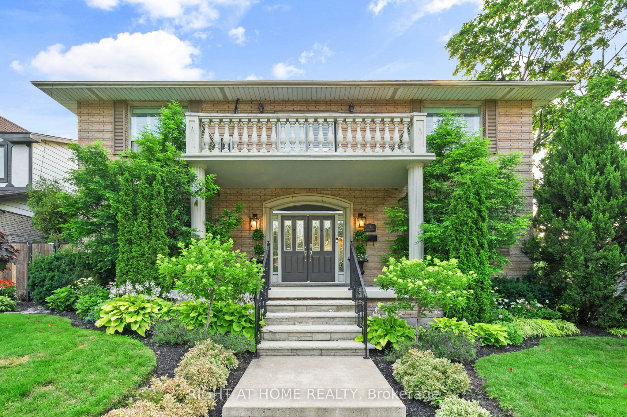 14 Delbrook Court photo 1