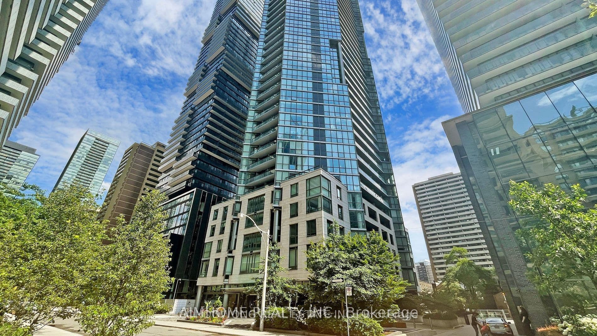 Unit 1103 45 Charles Street photo 1