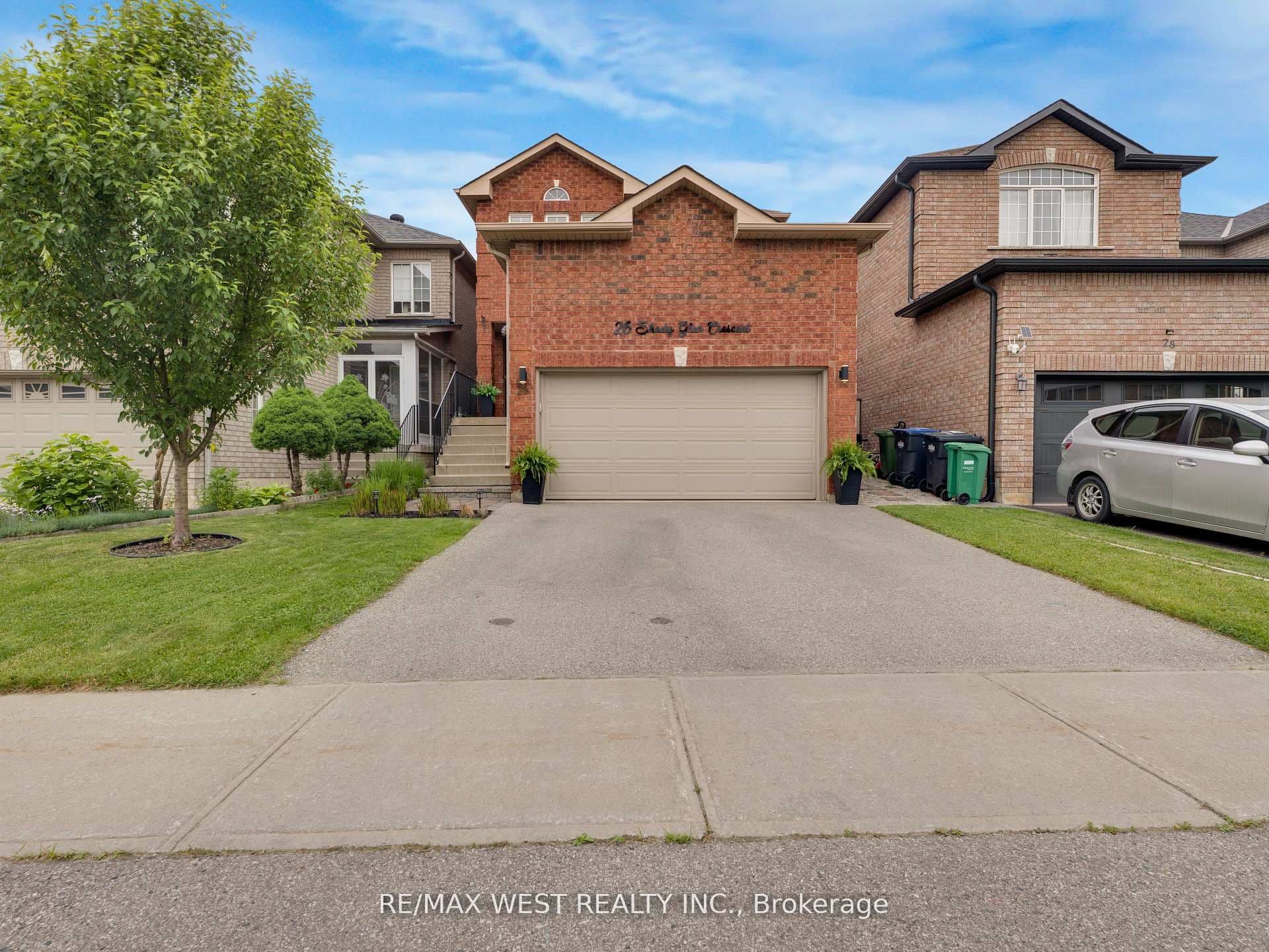 26 Shady Glen Crescent photo 1