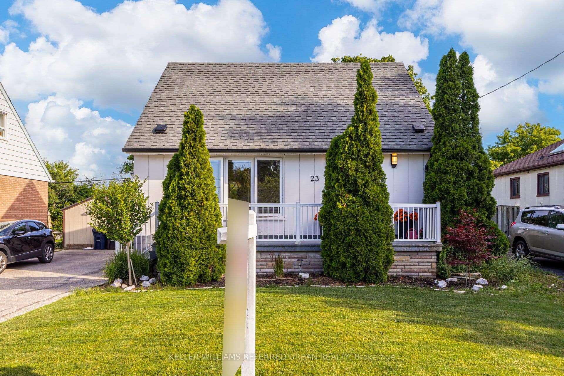 23 Allenby Avenue photo 1