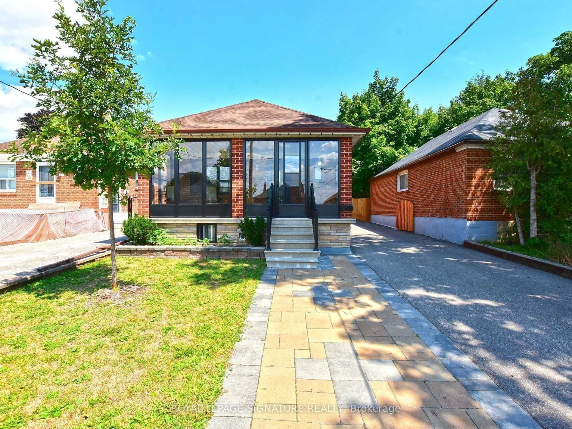 103 Richardson Avenue photo 1