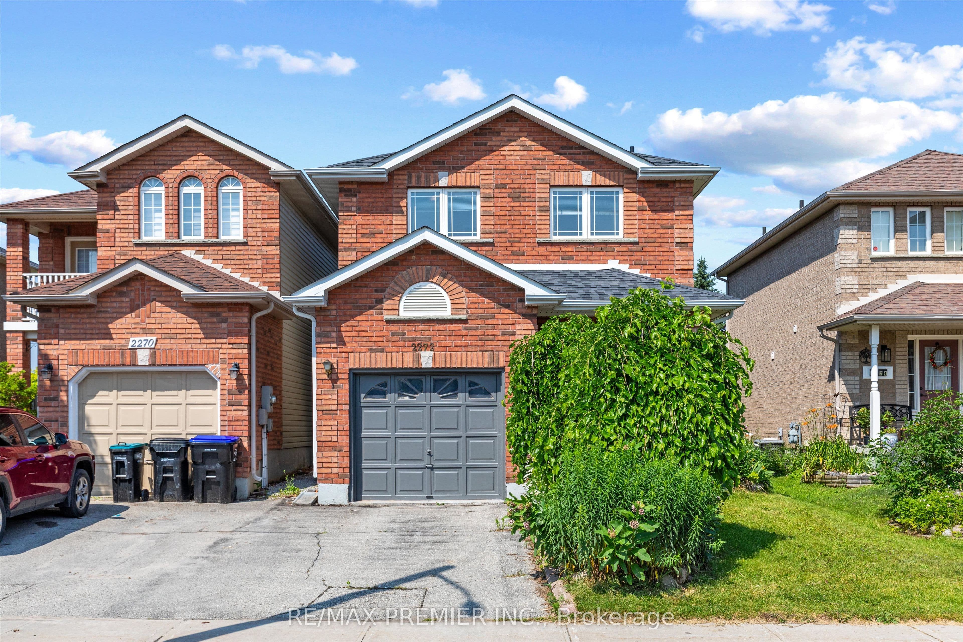 2272 Warrington Way photo 1
