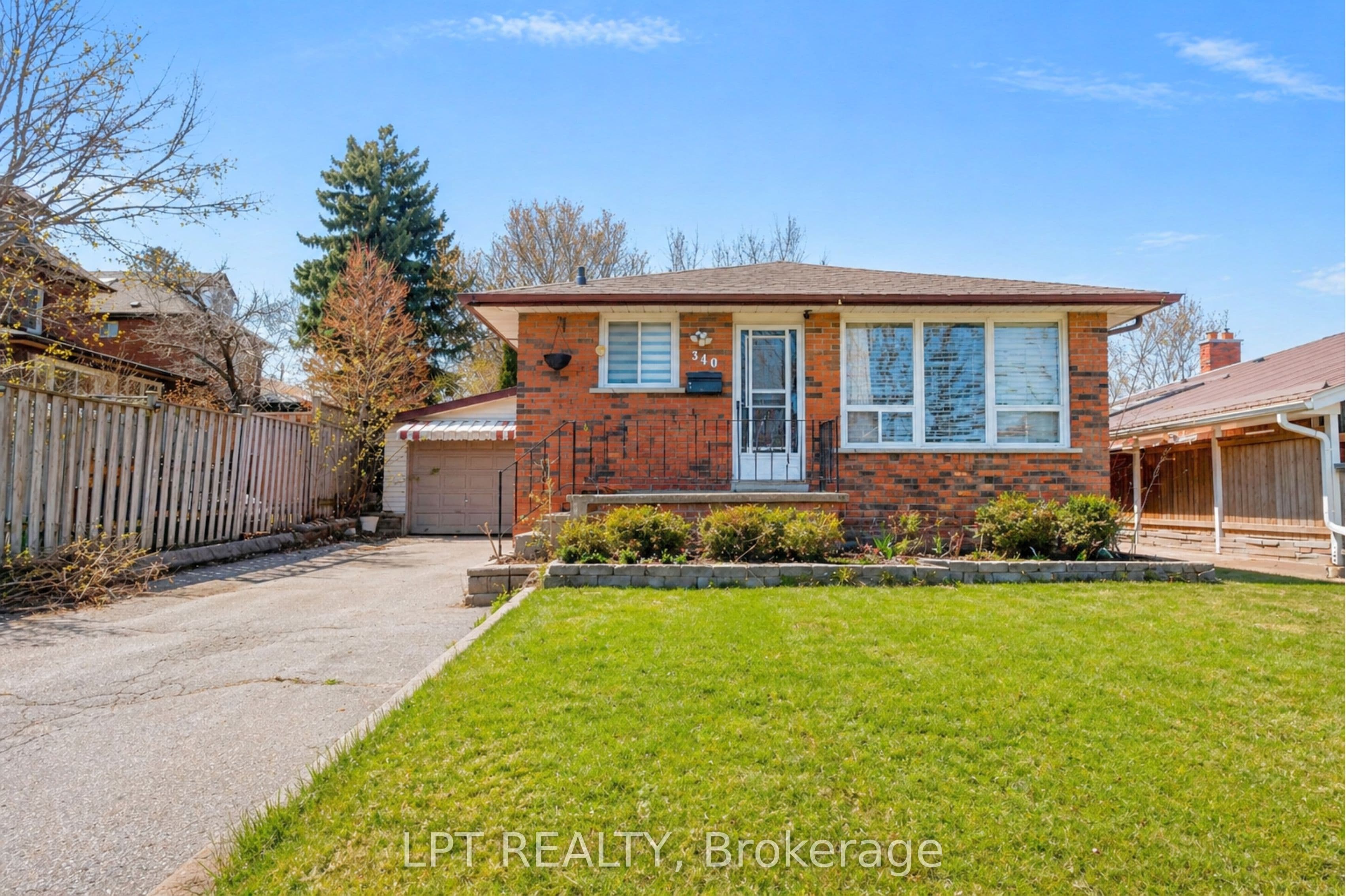 340 Fairlawn Street photo 1