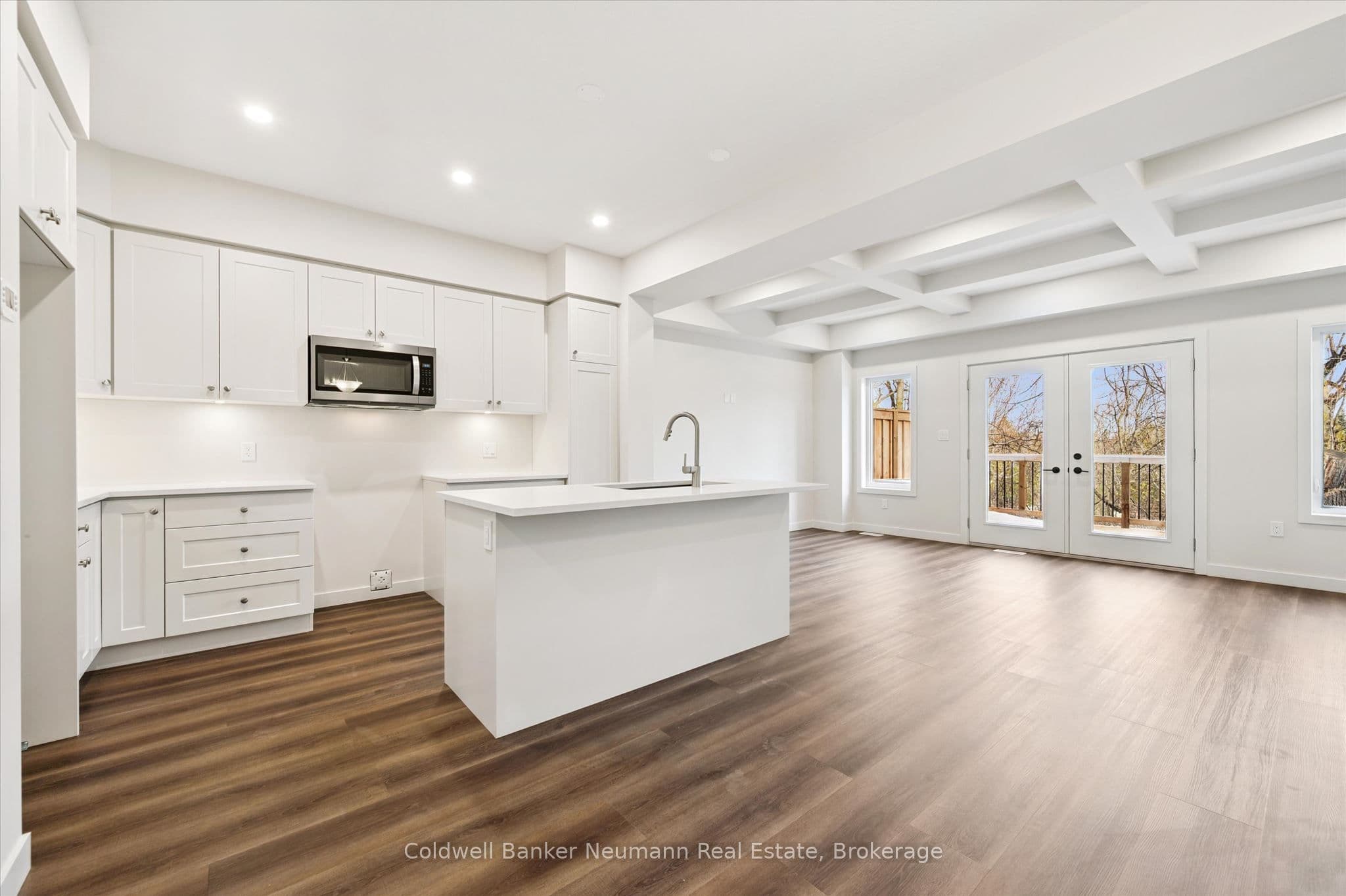 30 Fieldstone Lane photo 1