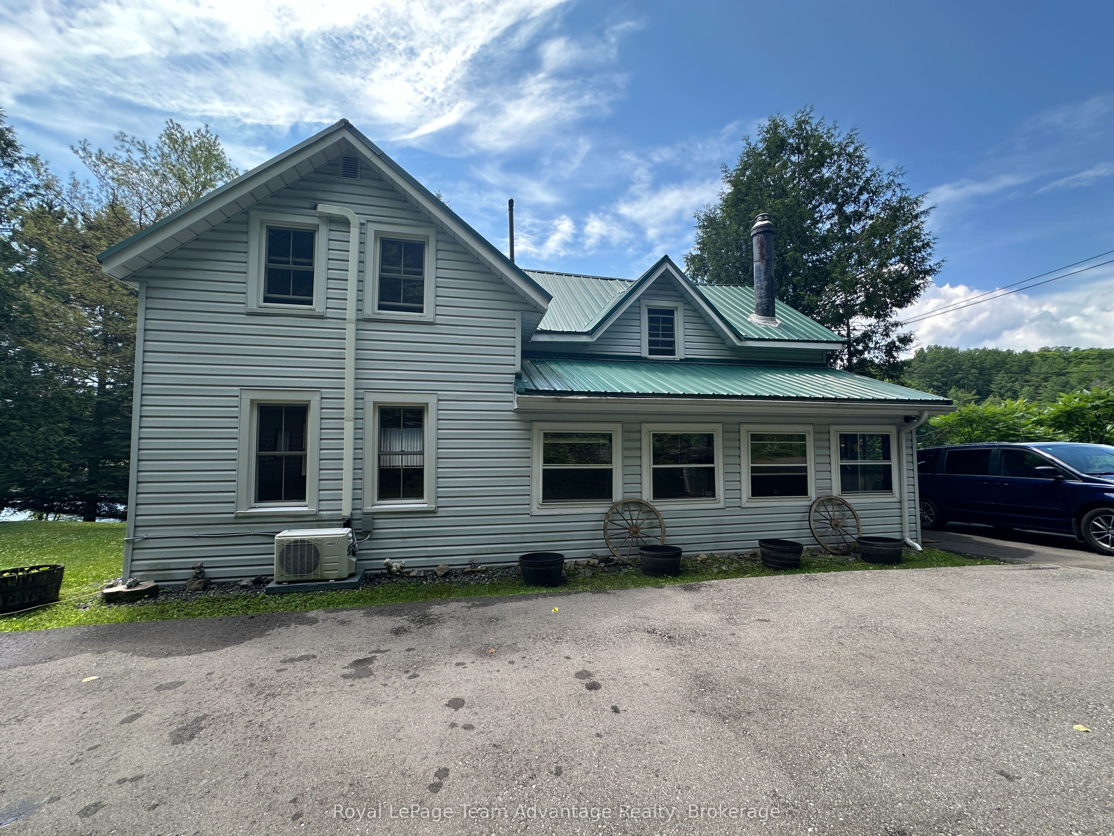 27 BURNSIDE BRIDGE Road photo 1