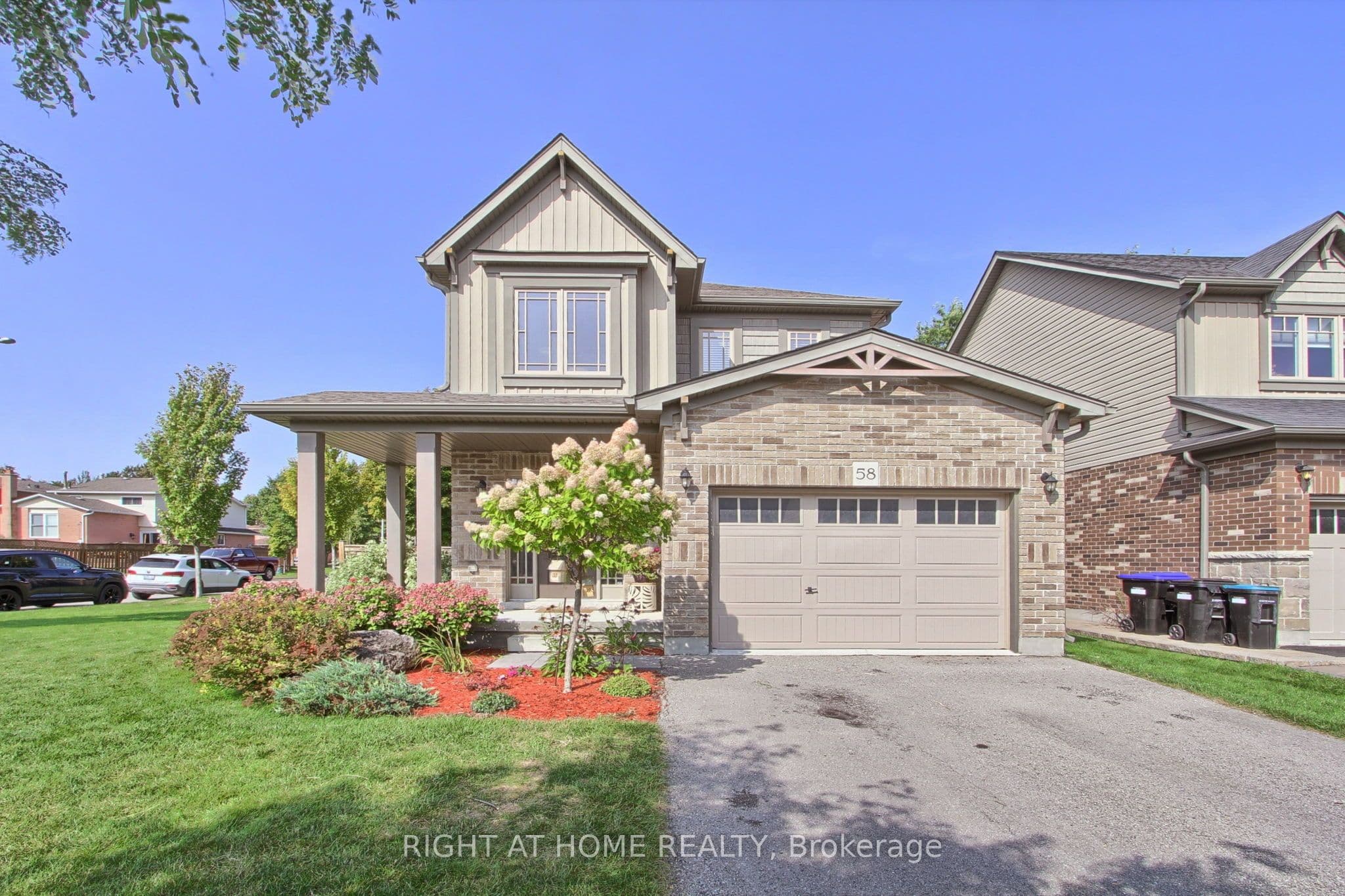 58 Carleton Trail photo 1