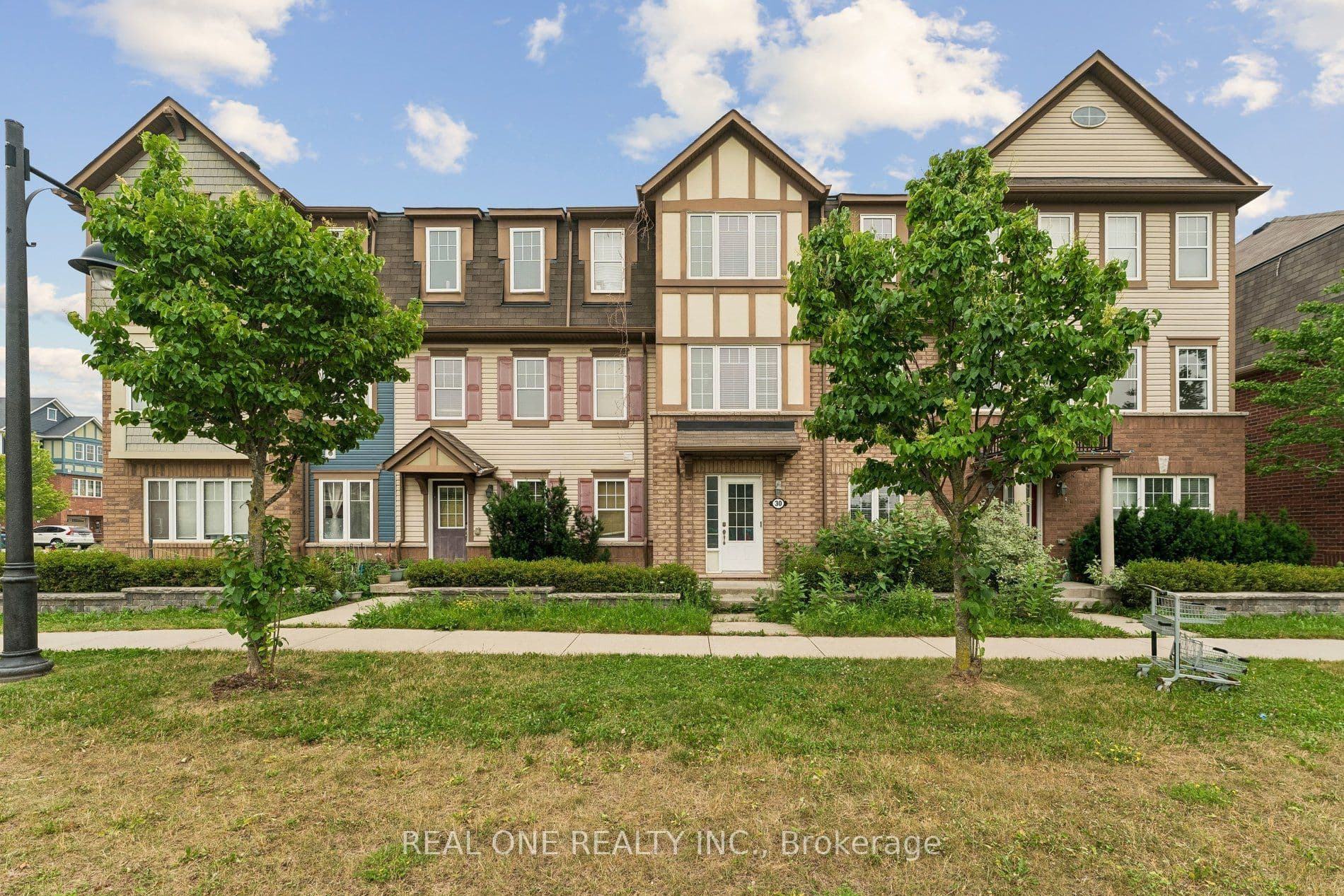 30 Henneberry Lane photo 1