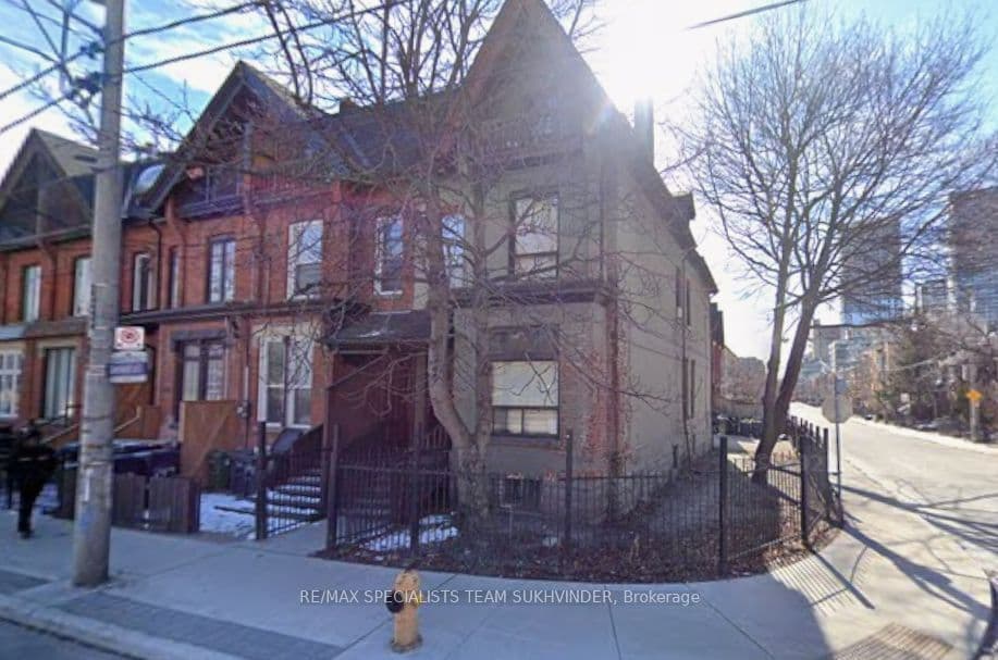 147 Gerrard Street photo 1