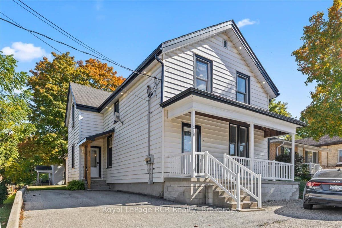 210 Colborne Street photo 1