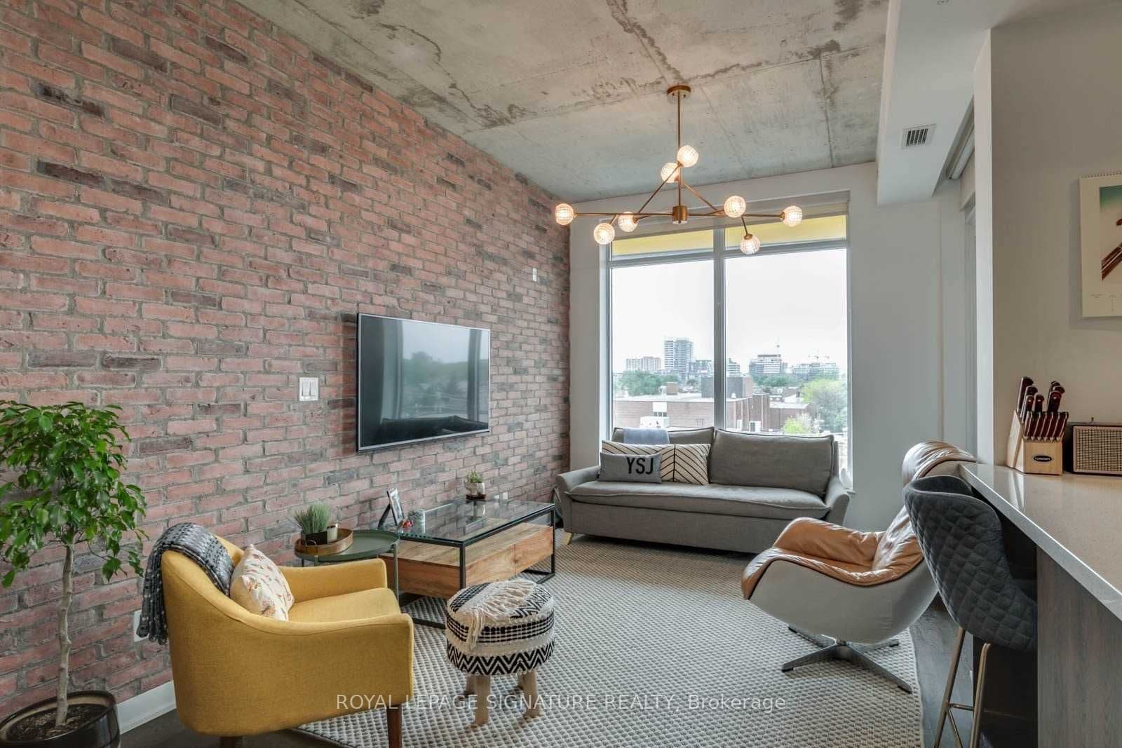 Unit 504 109 Ossington Avenue photo 1