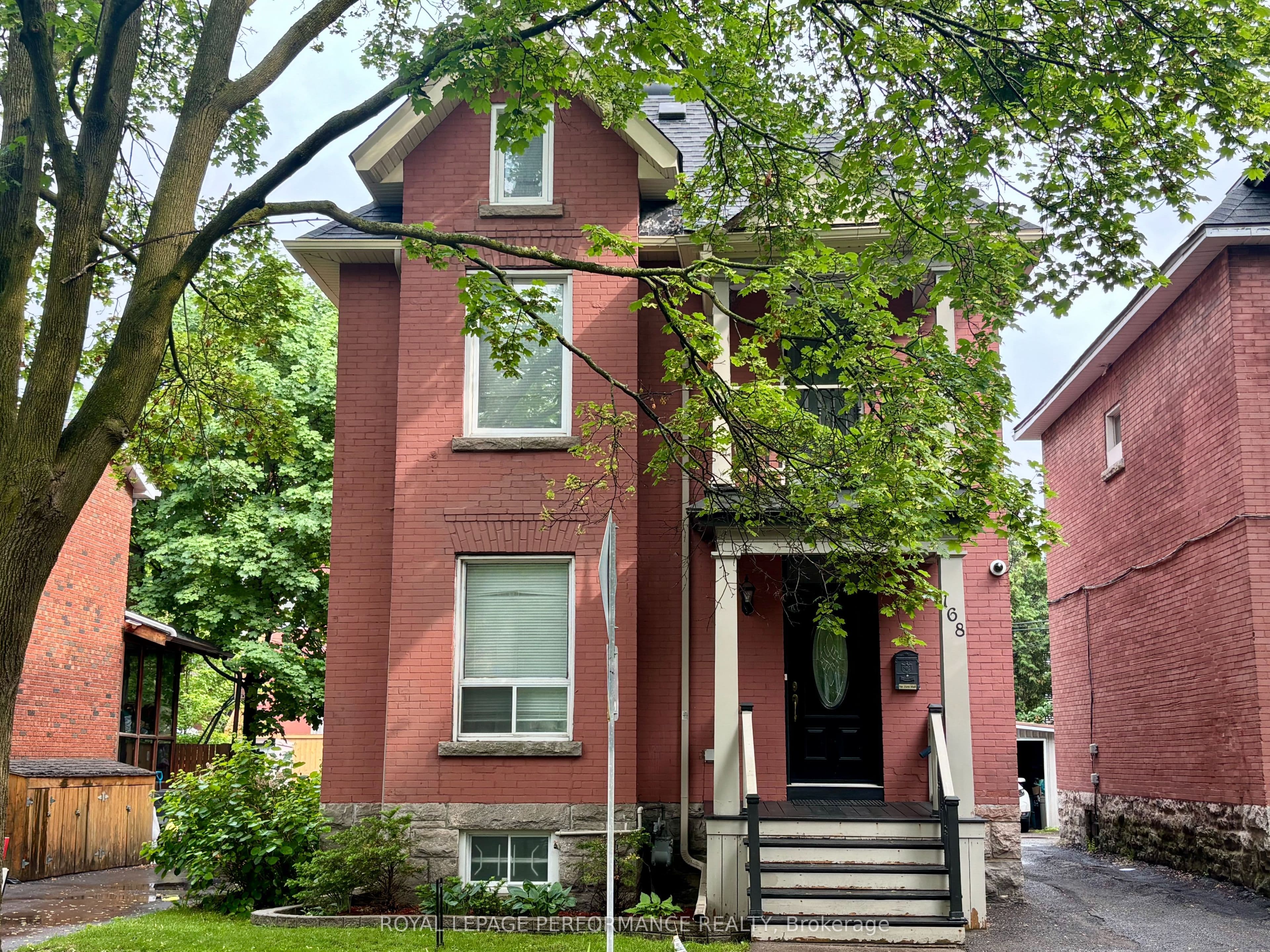 168 Stewart Street photo 1