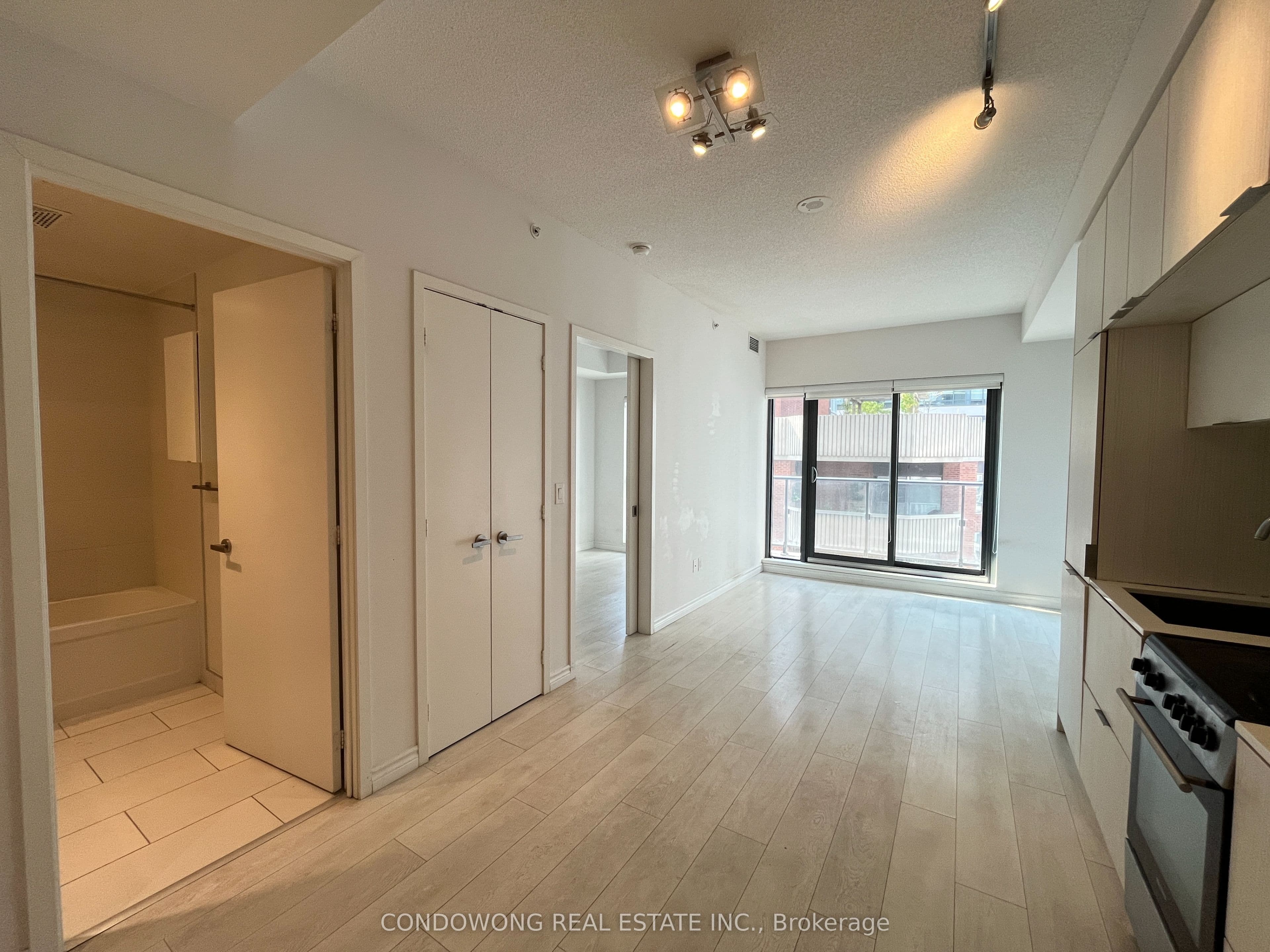 Unit 1303 159 Dundas Street photo 1