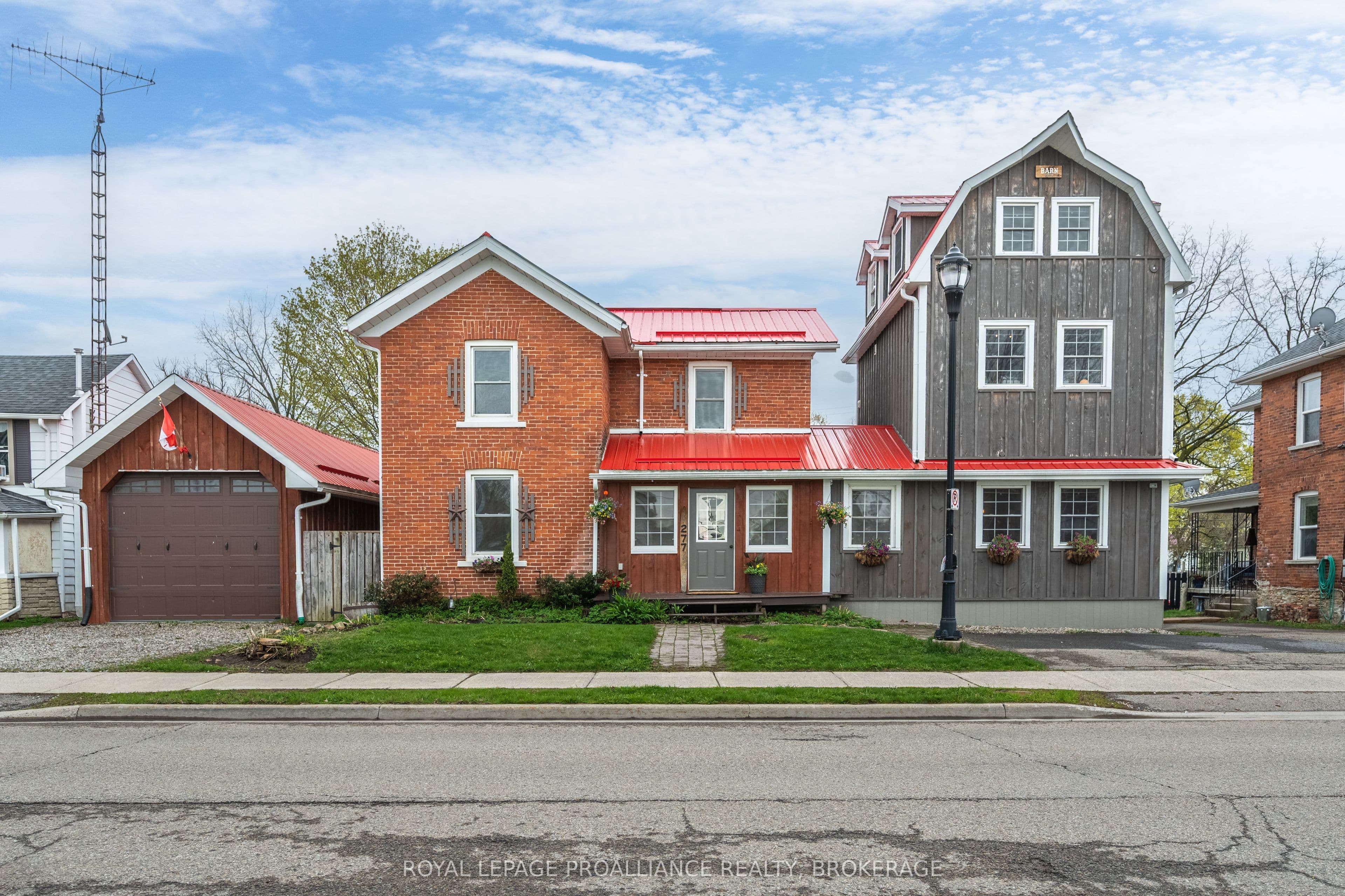 277 Brock Street photo 1