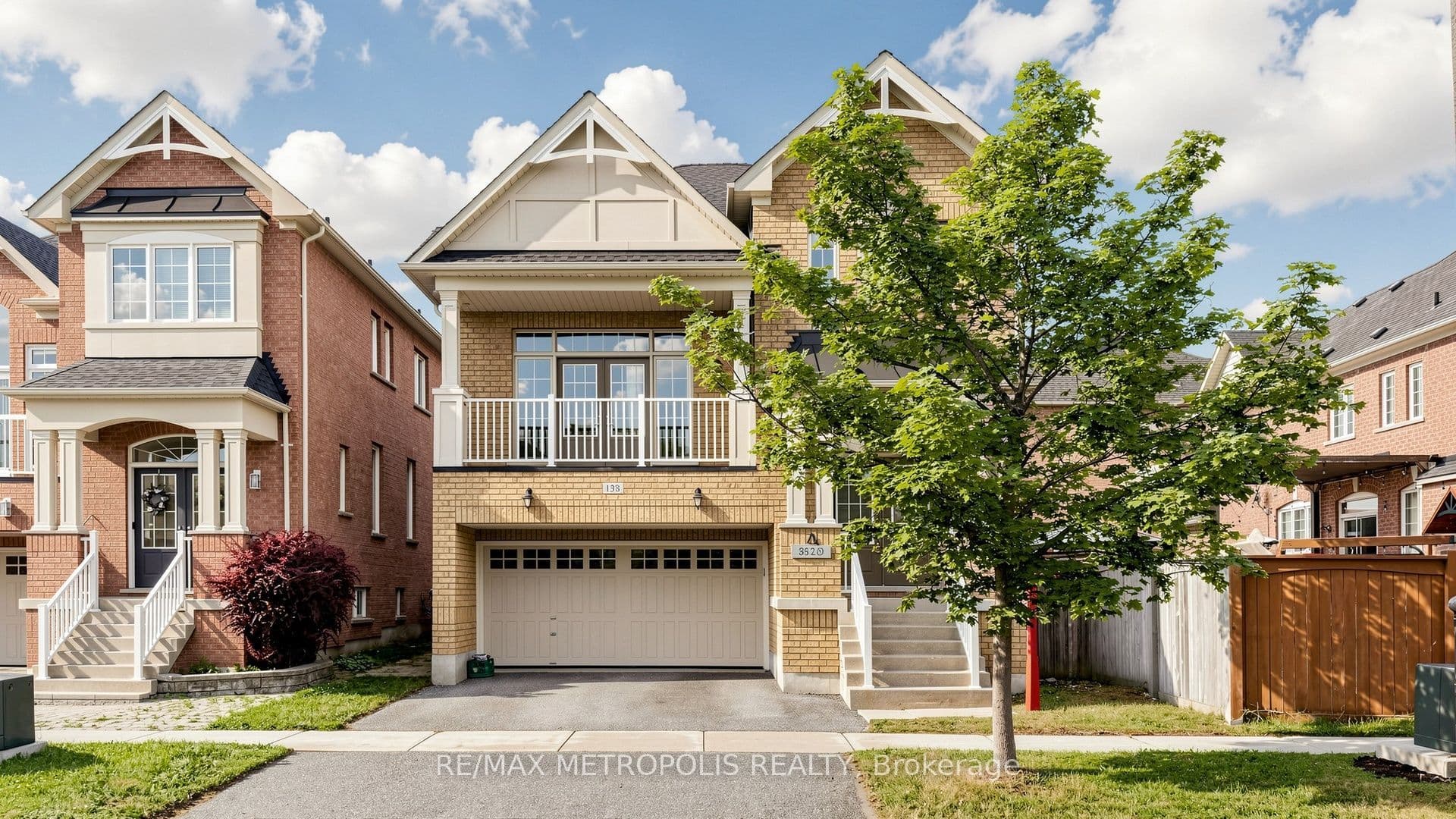 138 Yakefarm Boulevard photo 1