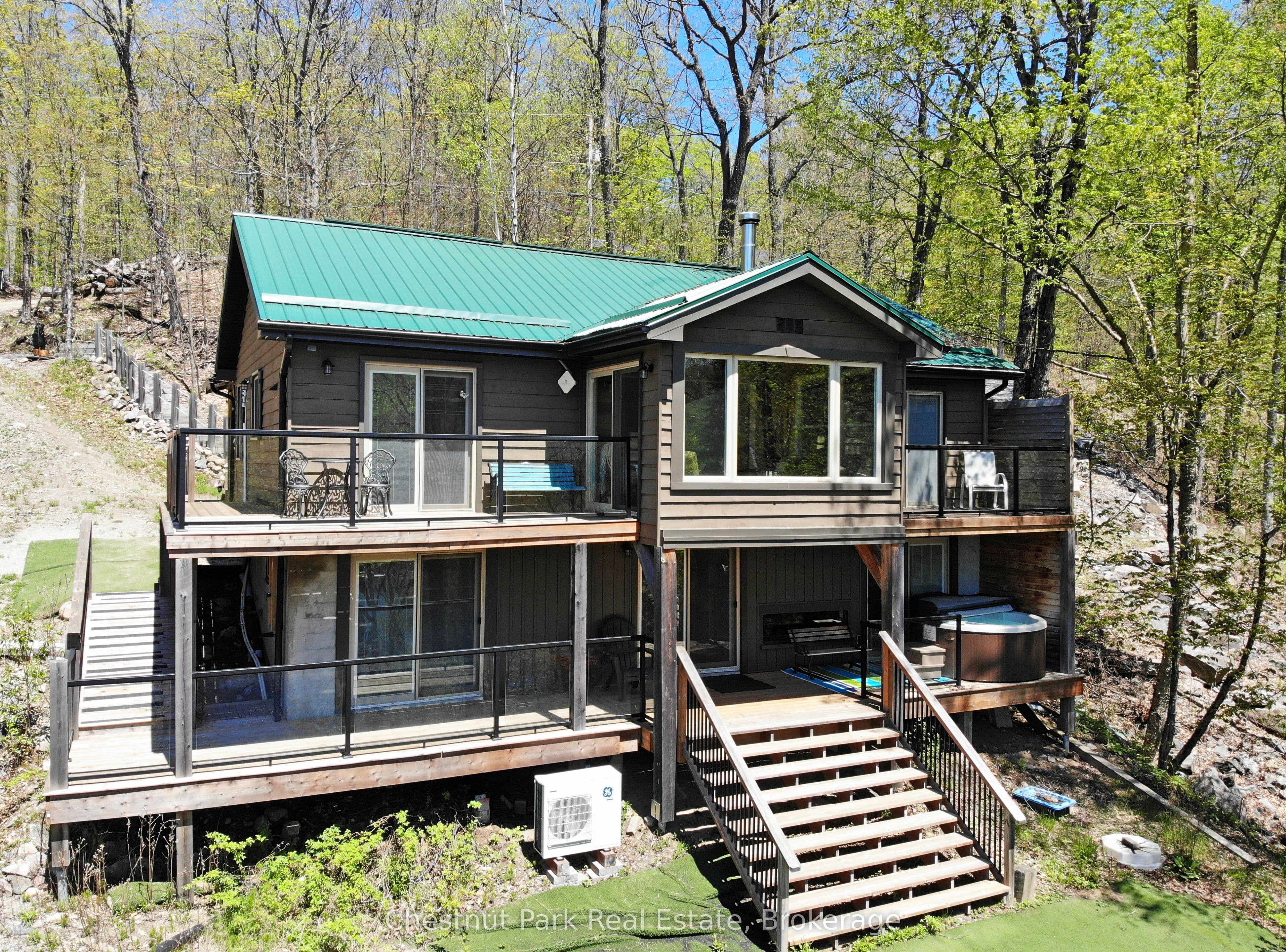1027 Select Trail photo 1